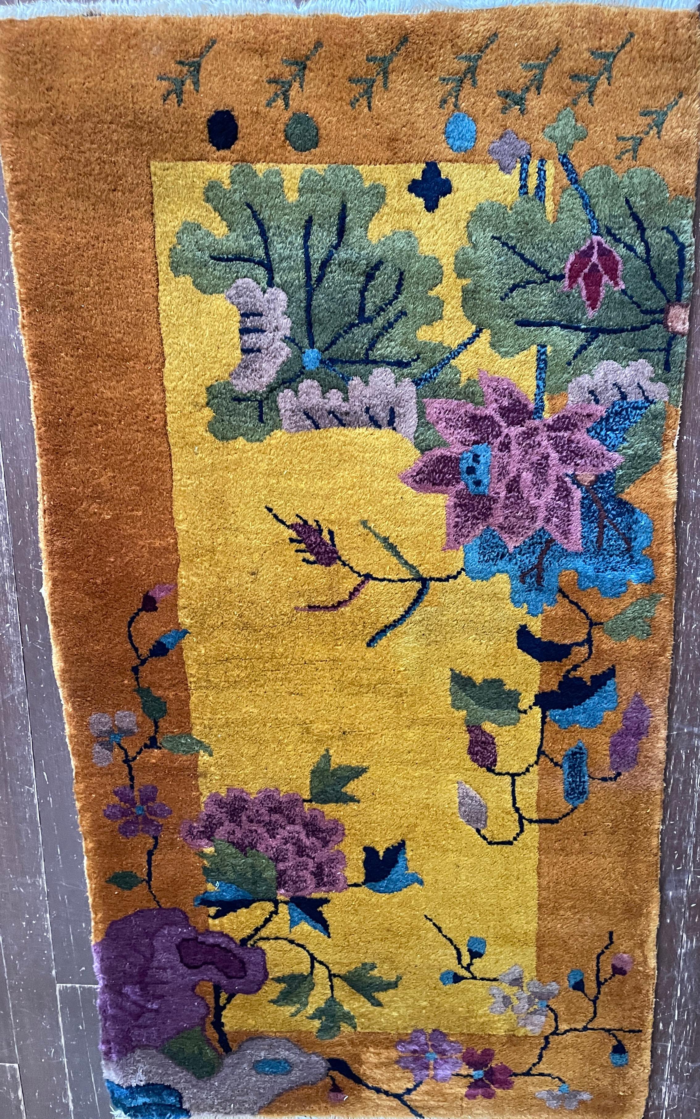 Antique Art deco Chinese Rug For Sale 2