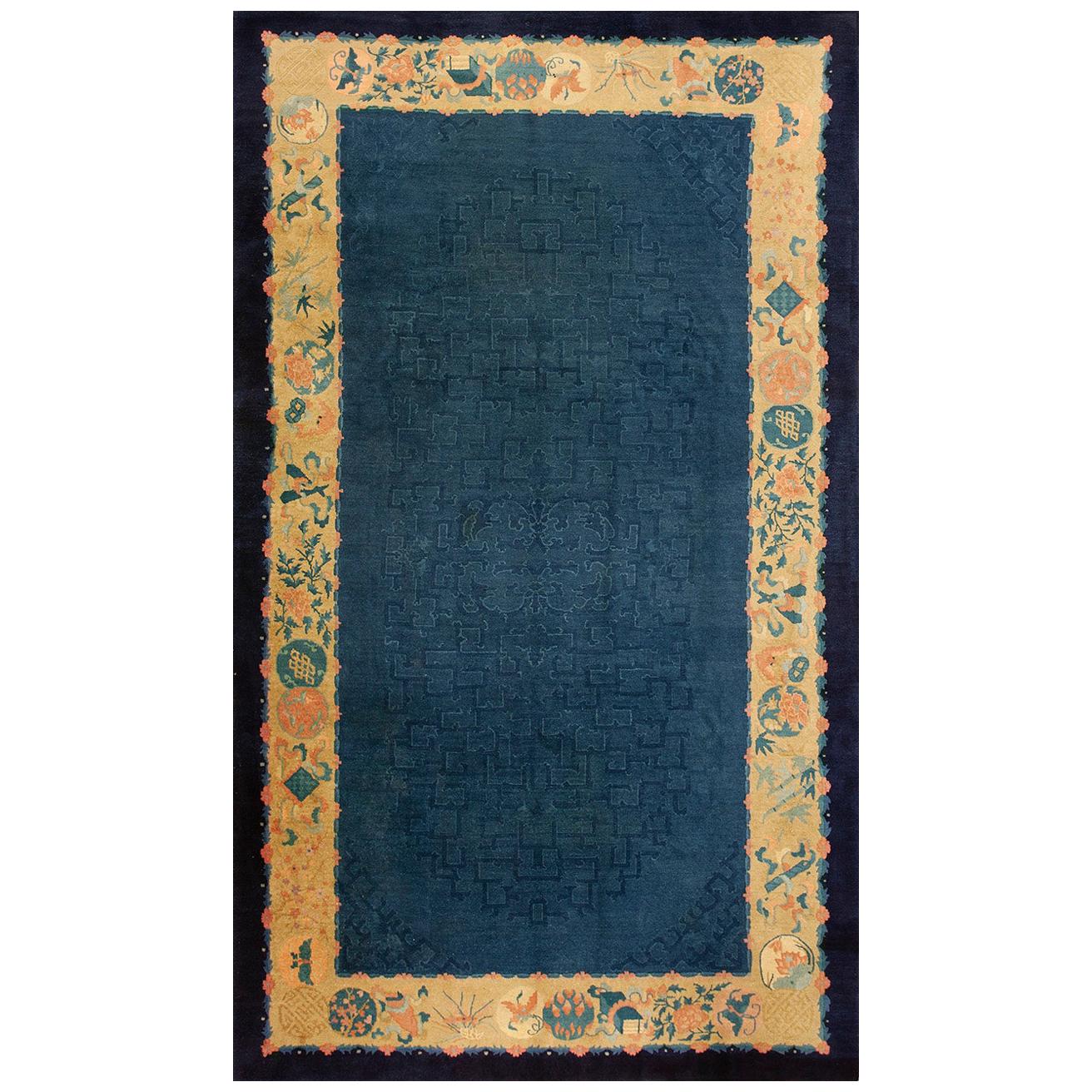 Chinesischer Peking-Teppich aus den 1920er Jahren ( 1,82 m x 1,83 m – 208 x 355 cm)