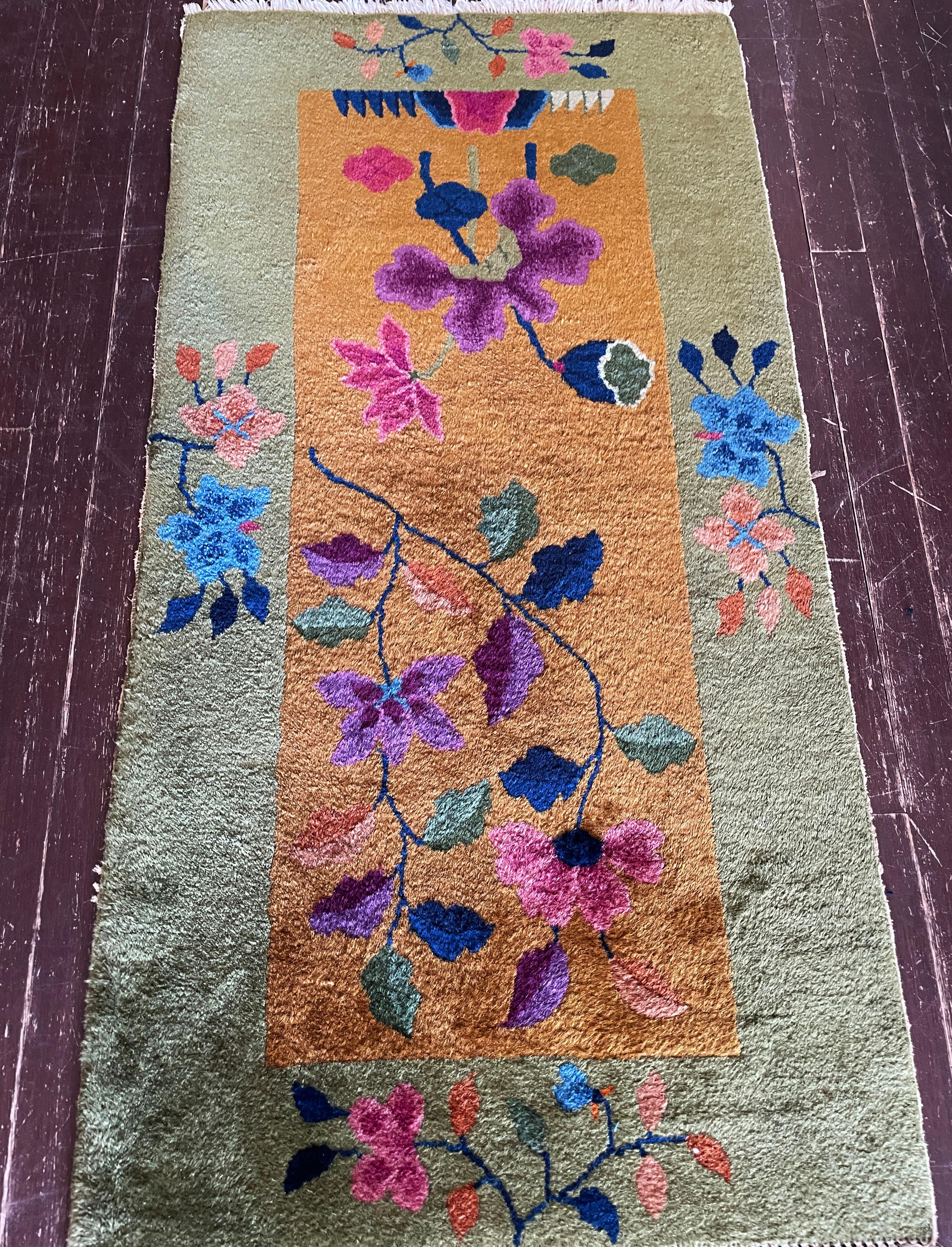Antique Art deco Chinese Rugs For Sale 2