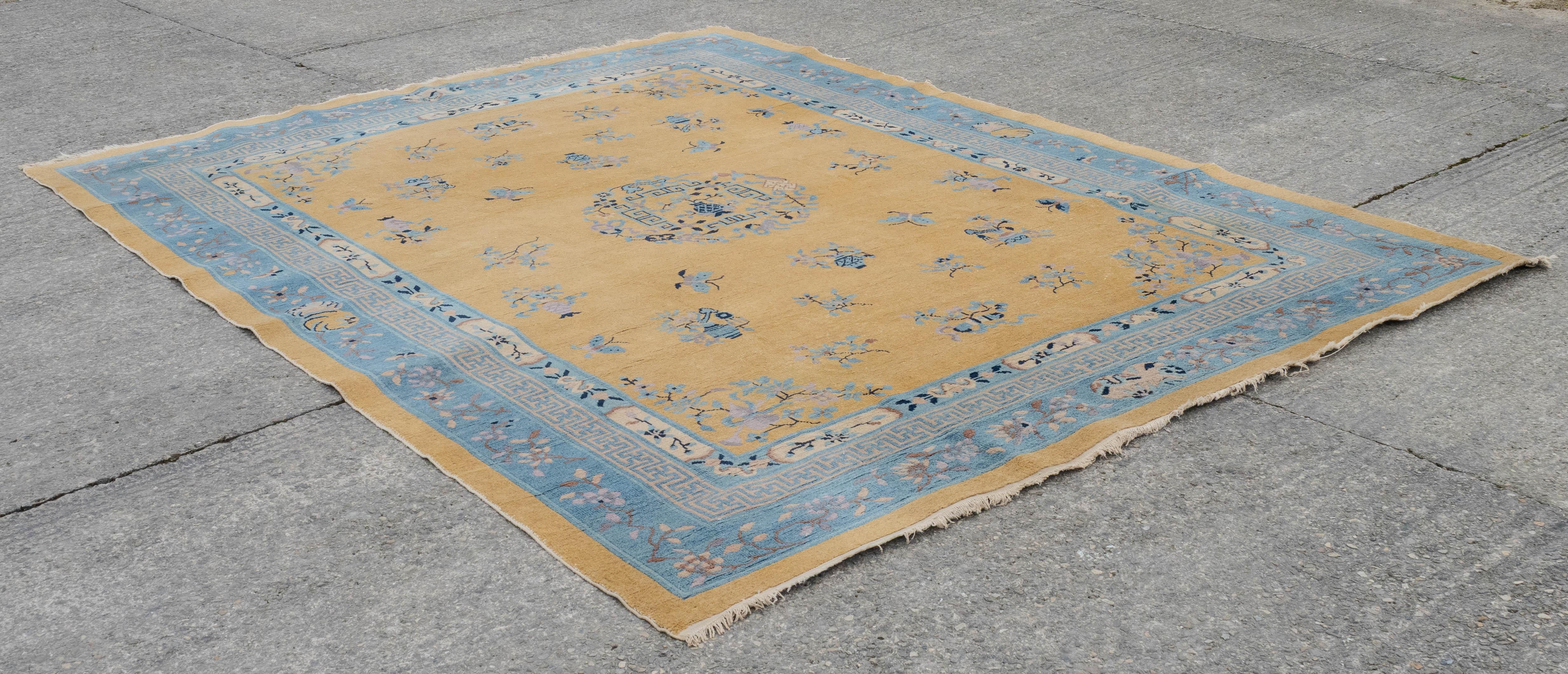 Antique Art Deco Chinese Yellow Blue Carpet 12' x 9' Circa 1920 (371x274cm Rug) For Sale 7