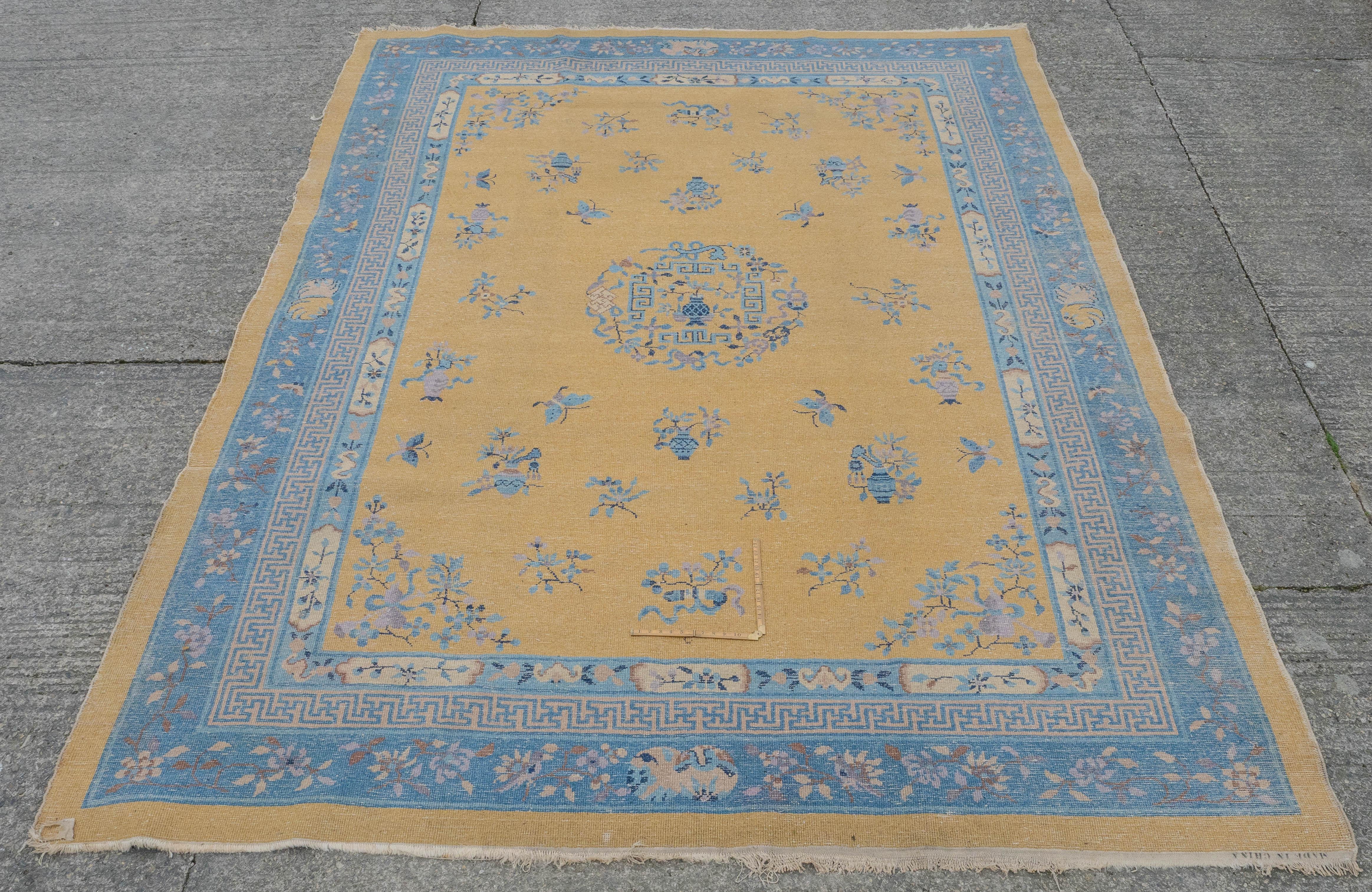 Antique Art Deco Chinese Yellow Blue Carpet 12' x 9' Circa 1920 (371x274cm Rug) For Sale 12