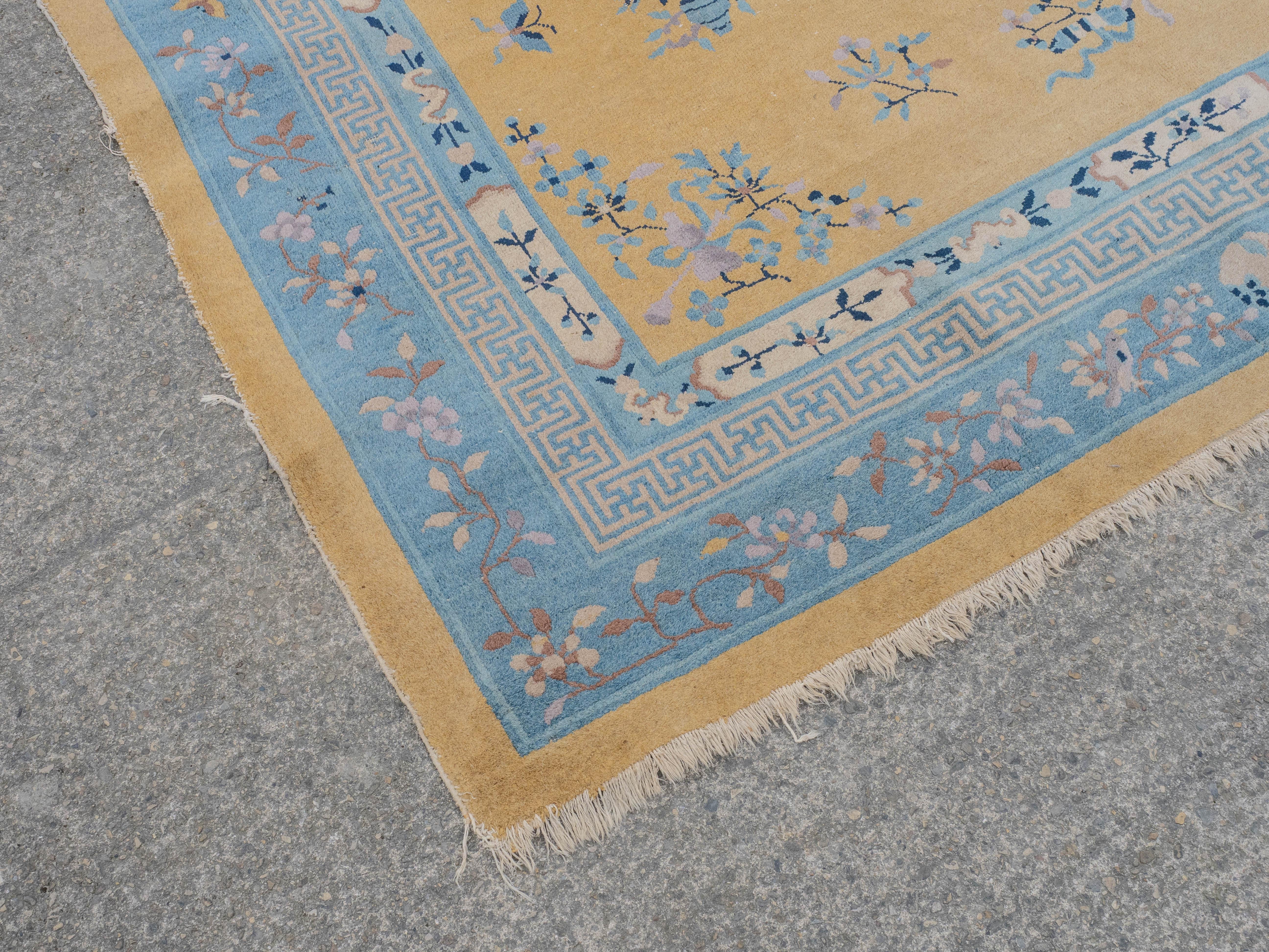 Antique Art Deco Chinese Yellow Blue Carpet 12' x 9' Circa 1920 (371x274cm Rug) For Sale 1