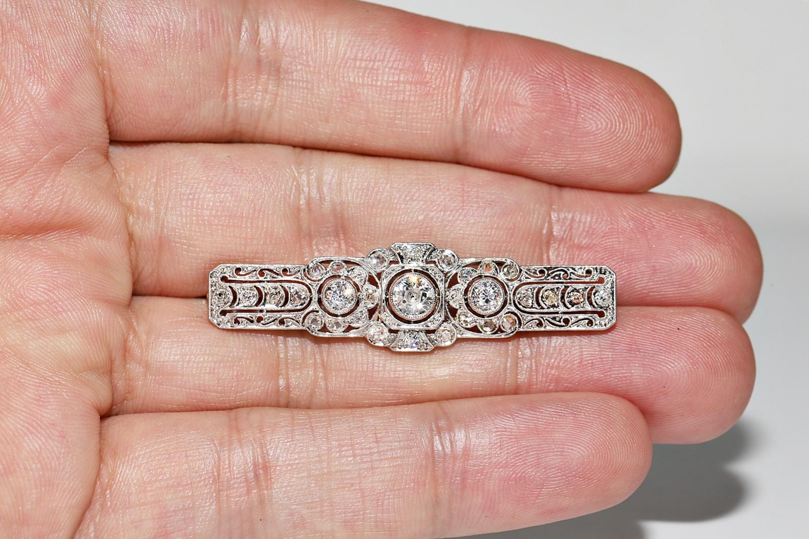 Antique Art Deco Circa 1920s 14k Gold Natural Diamond Decorated Brooch  In Good Condition For Sale In Fatih/İstanbul, 34