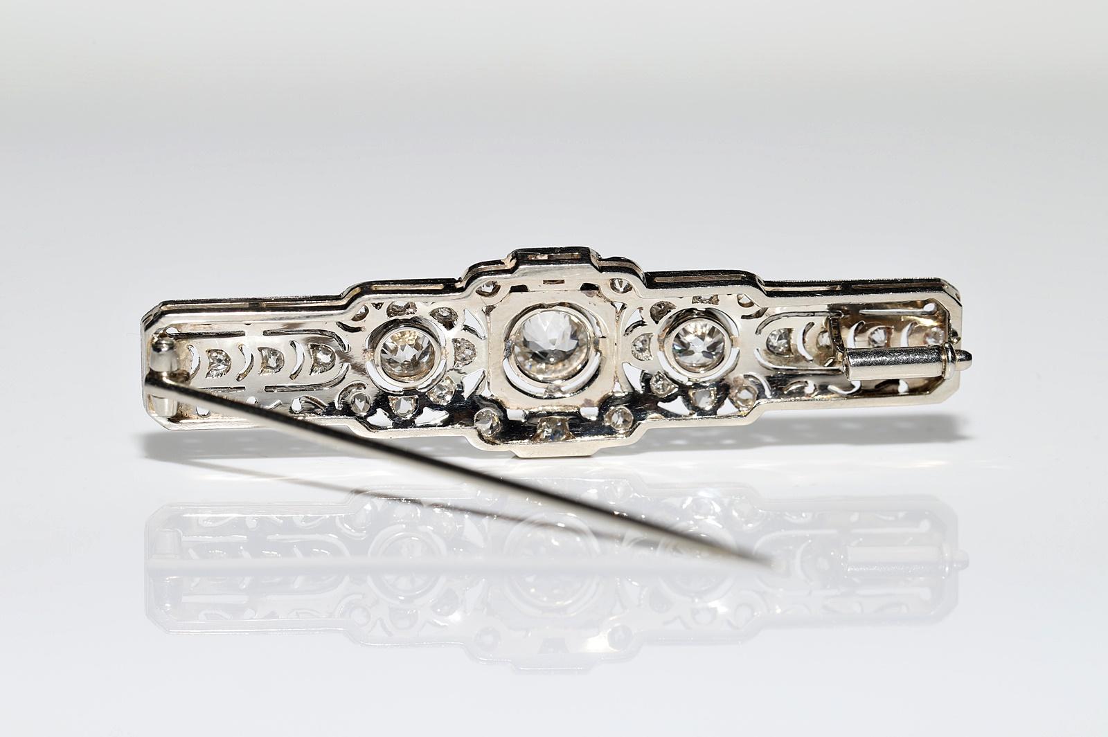 Antique Art Deco Circa 1920s 14k Gold Natural Diamond Decorated Brooch  For Sale 1