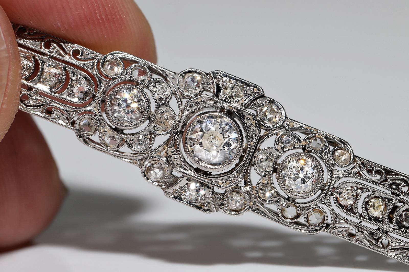 Antique Art Deco Circa 1920s 14k Gold Natural Diamond Decorated Brooch  For Sale 4