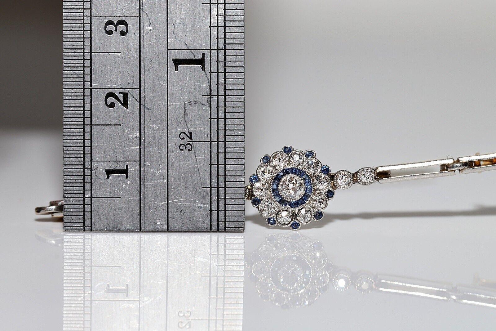 Brilliant Cut Antique Art Deco Circa 1920s 18k Gold Natural Diamond And Sapphire Brooch For Sale