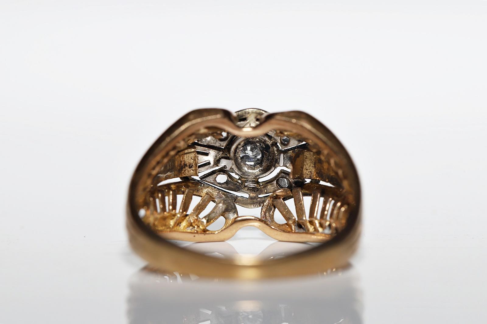 Antique Art Deco Circa 1920s 18k Gold Natural Diamond Decorated Ring  For Sale 5