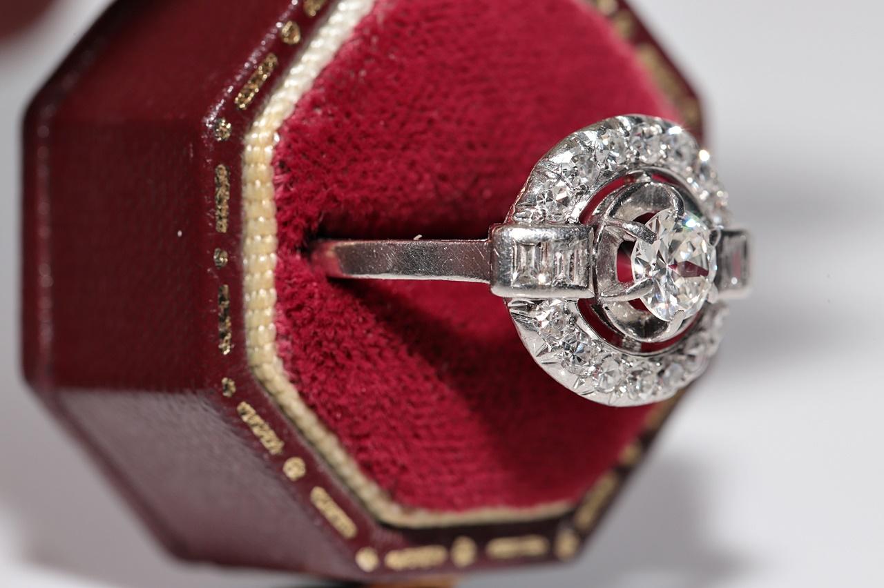 Taille brillant Bague Art déco ancienne des années 1920 en or 18 carats décorée de diamants naturels en vente