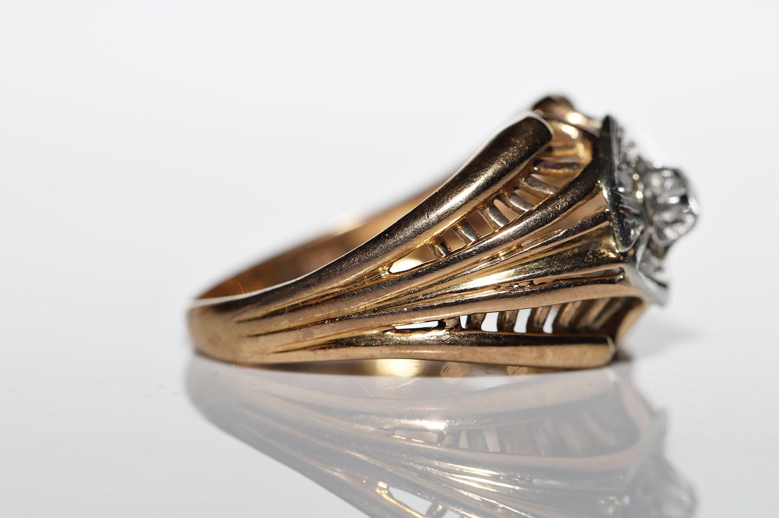 Antiker Art Deco Circa 1920er Jahre 18k Gold Natürlicher Diamant Dekorierter Ring  im Angebot 3