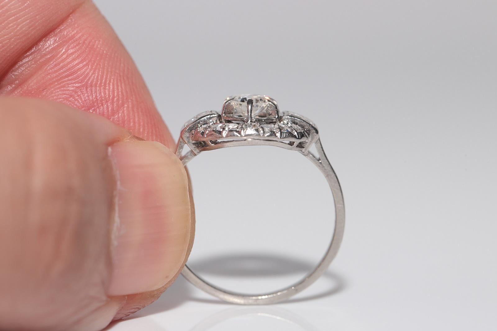 Bague Art déco ancienne des années 1920 en or 18 carats décorée de diamants naturels en vente 4