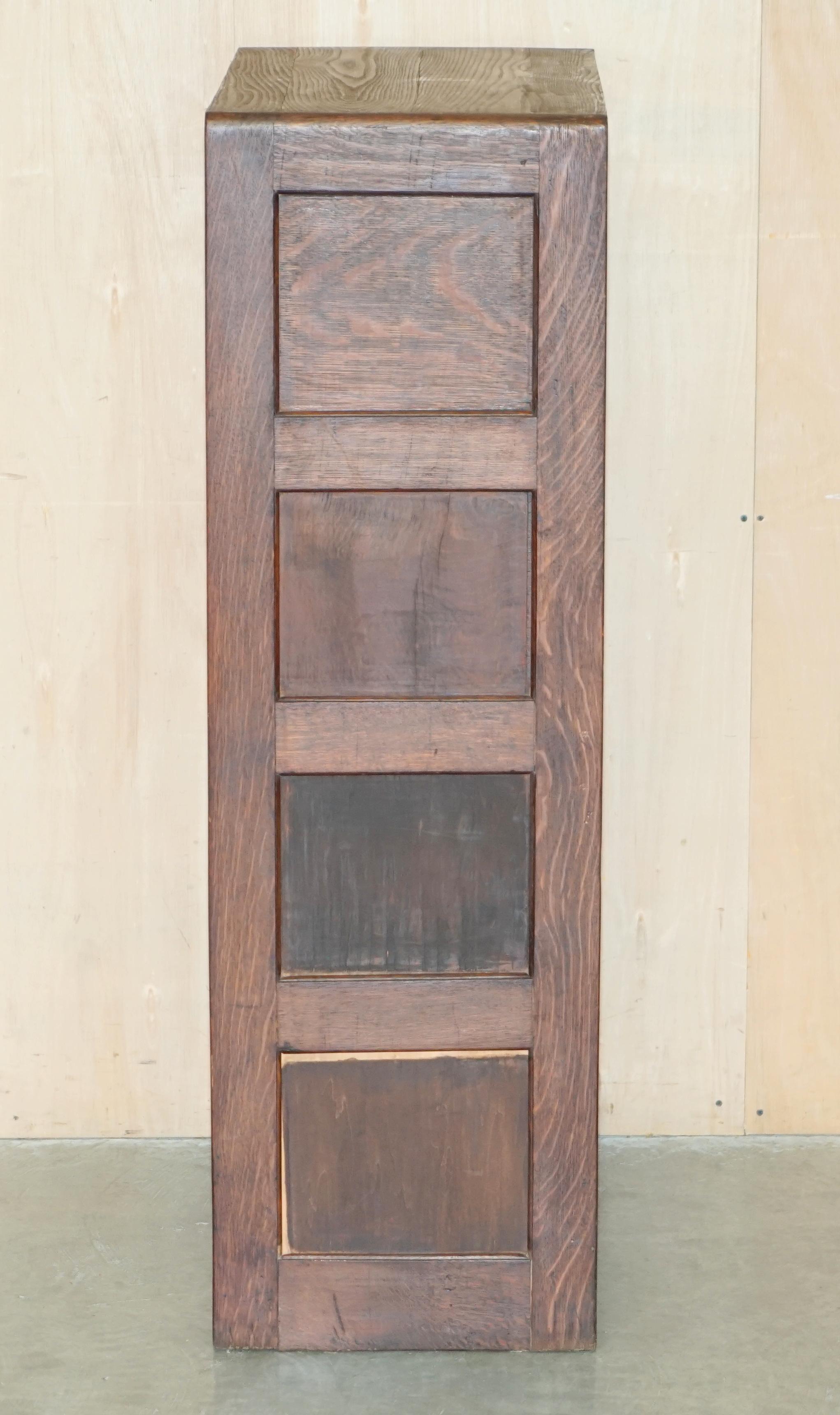 ANTiQUE ART DECO CIRCA 1920'S RESTORED ENGLISH OAK FILING CABINET NEW FITTINGs For Sale 7