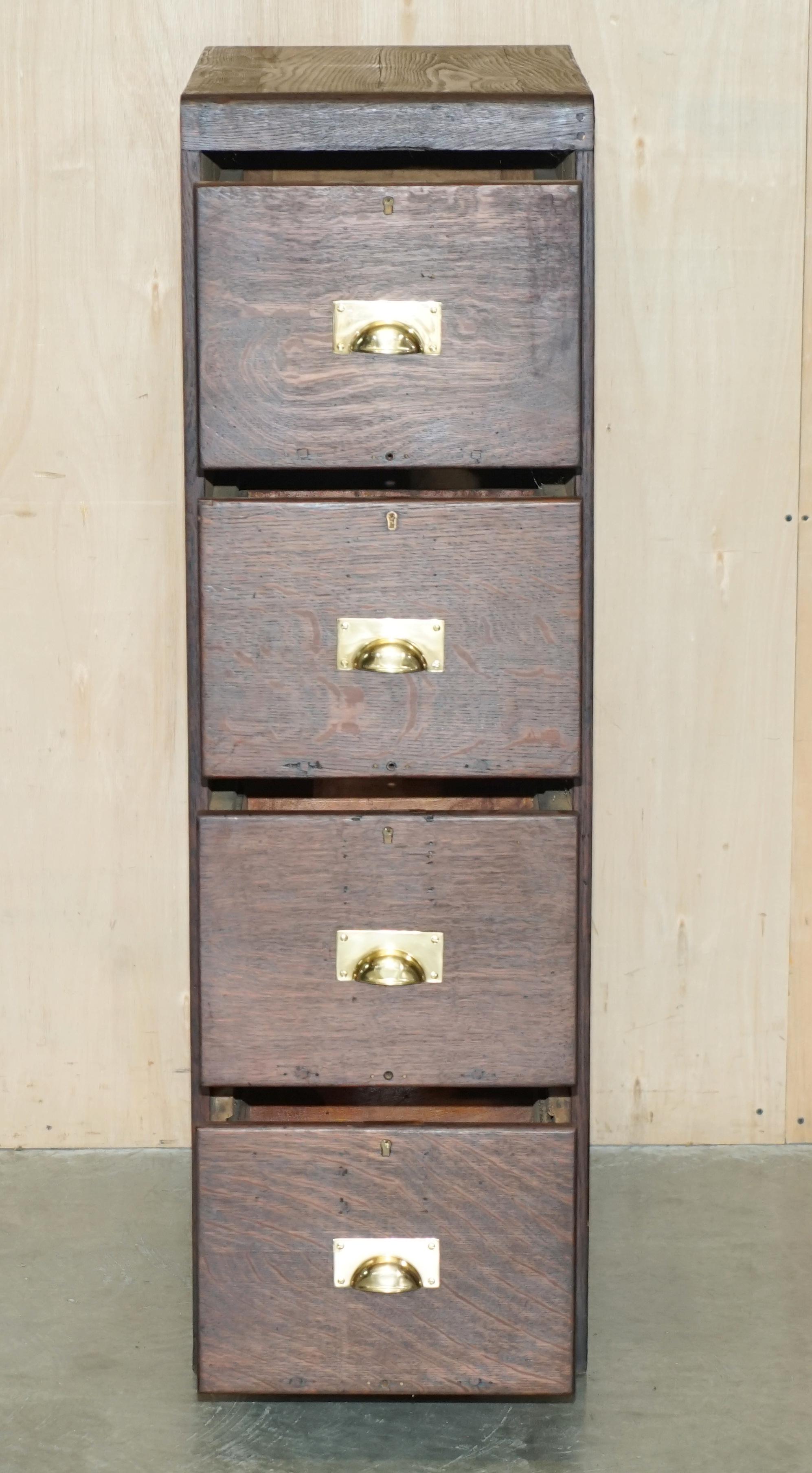 ANTiQUE ART DECO CIRCA 1920'S RESTORED ENGLISH OAK FILING CABINET NEW FITTINGs For Sale 10