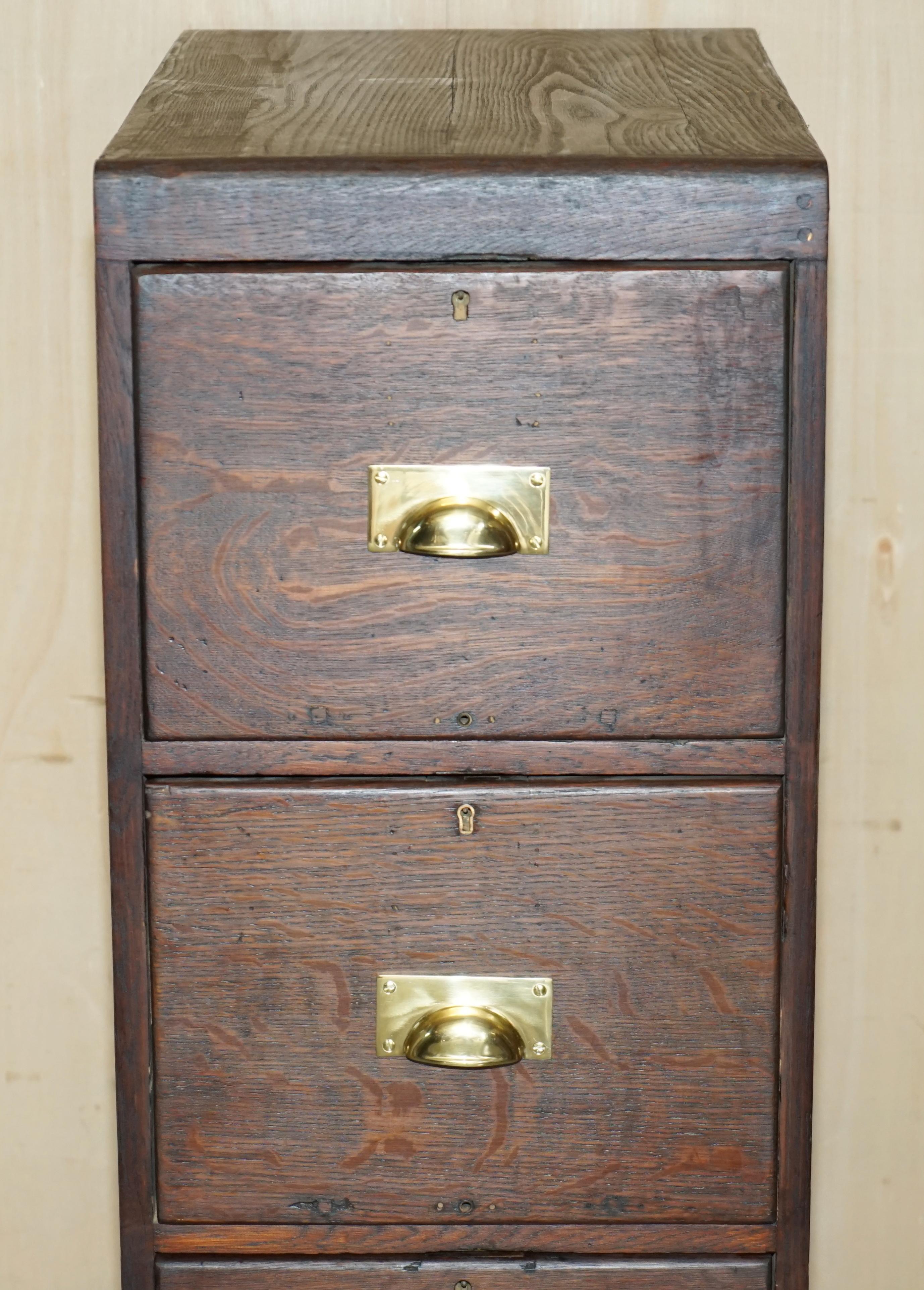 English ANTiQUE ART DECO CIRCA 1920'S RESTORED ENGLISH OAK FILING CABINET NEW FITTINGs For Sale