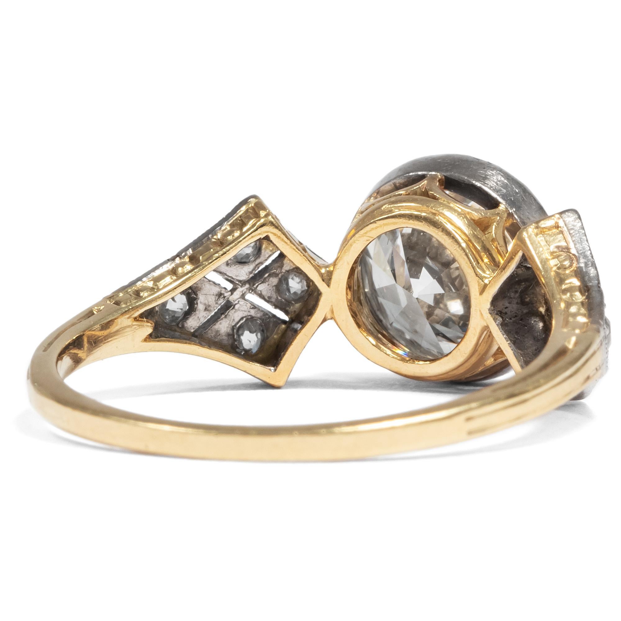 Women's or Men's Antique Art Deco circa 1925 Certified 2.00 Carat Diamond Platinum Ring