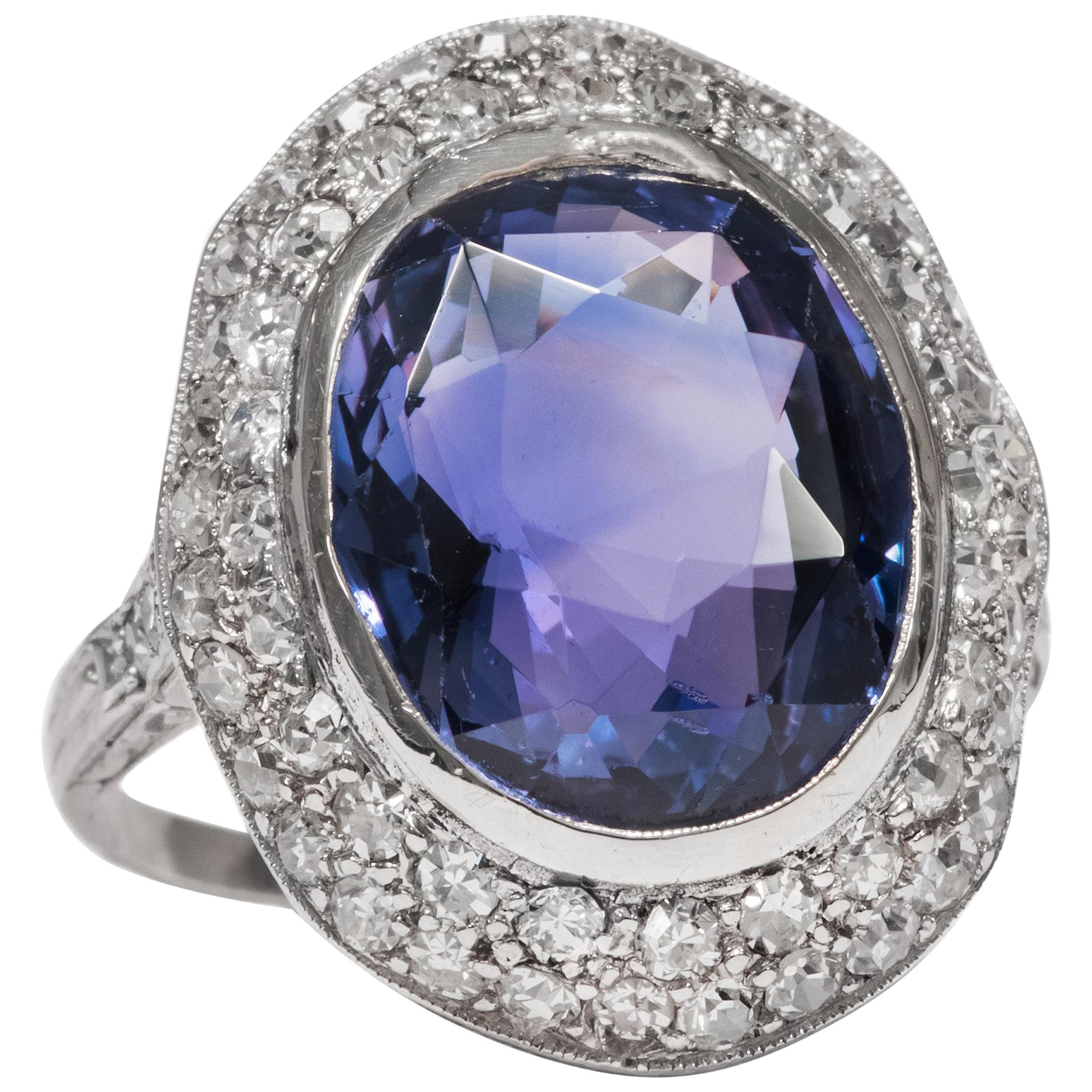Antique Art Deco circa 1930, Certified 8.50 Carat No Heat Sapphire Cocktail Ring For Sale