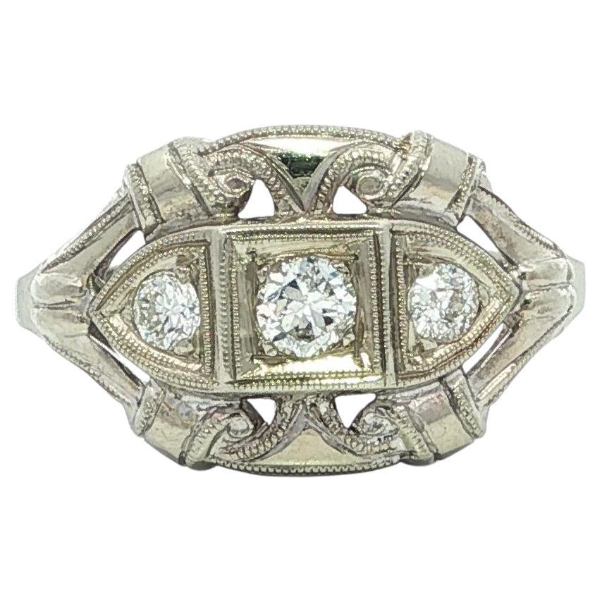 Anello classico d'oro Art Deco 0,22ctw Old Diamond Milgrain a lavorazione aperta in vendita