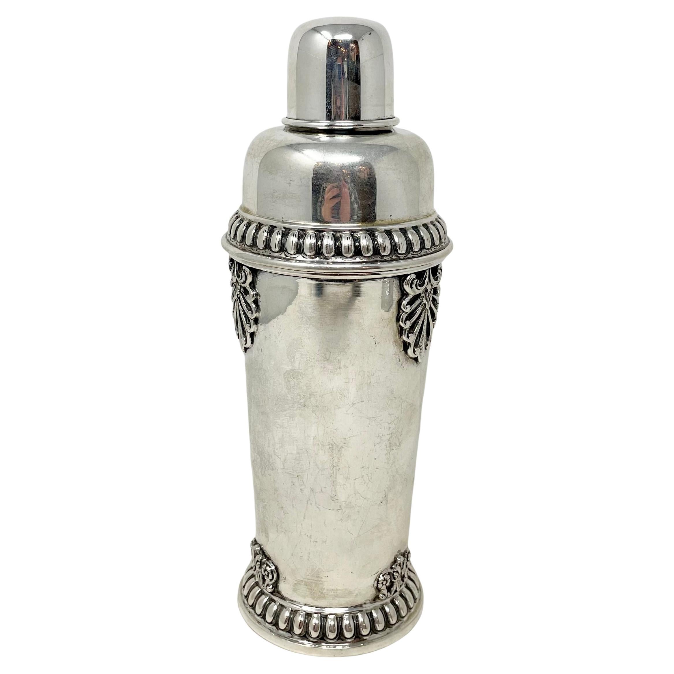 Shaker à cocktail Art déco continental en argent sterling ancien, vers 1920-1930. Bon état - En vente à New Orleans, LA