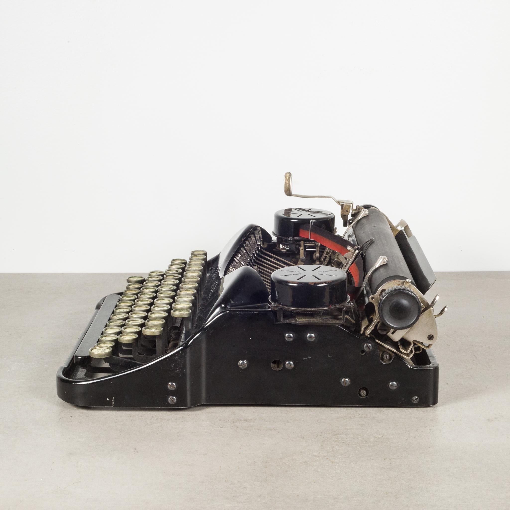 Antique Art Deco Corona 4 Portable Typewriter, c.1925 2