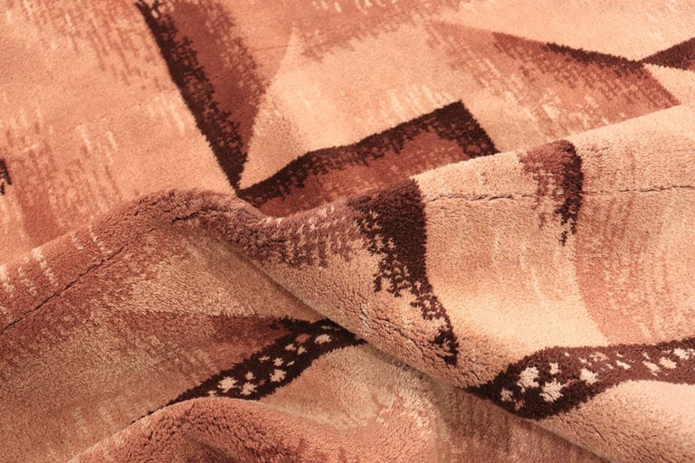 English Rug Texture Antique Art Deco Design English Wilton Rug. Size: 8 ft 10 in x 13 ft 5 ...
