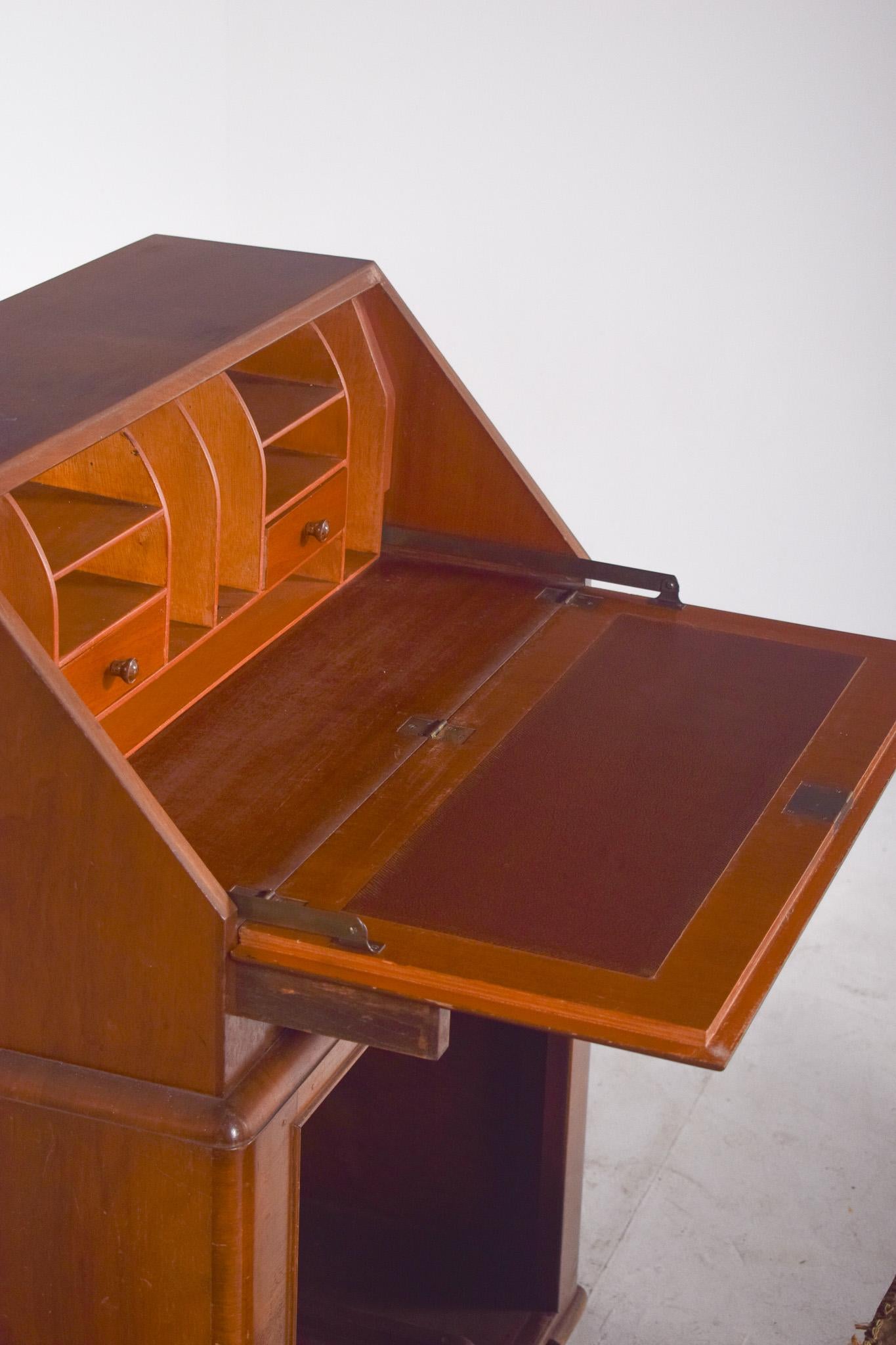 Antique Art Deco Desk with Bench in Walnut For Sale 5