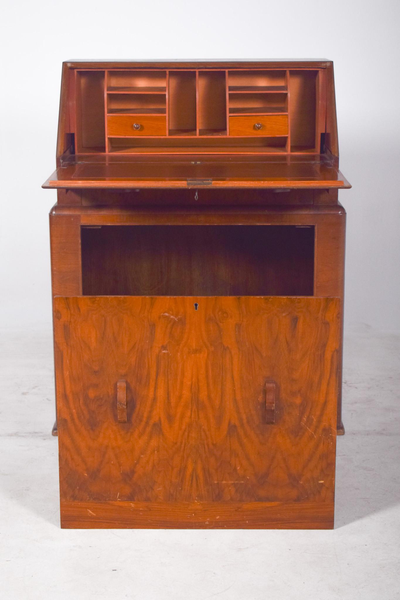 Antique Art Deco Desk with Bench in Walnut For Sale 1