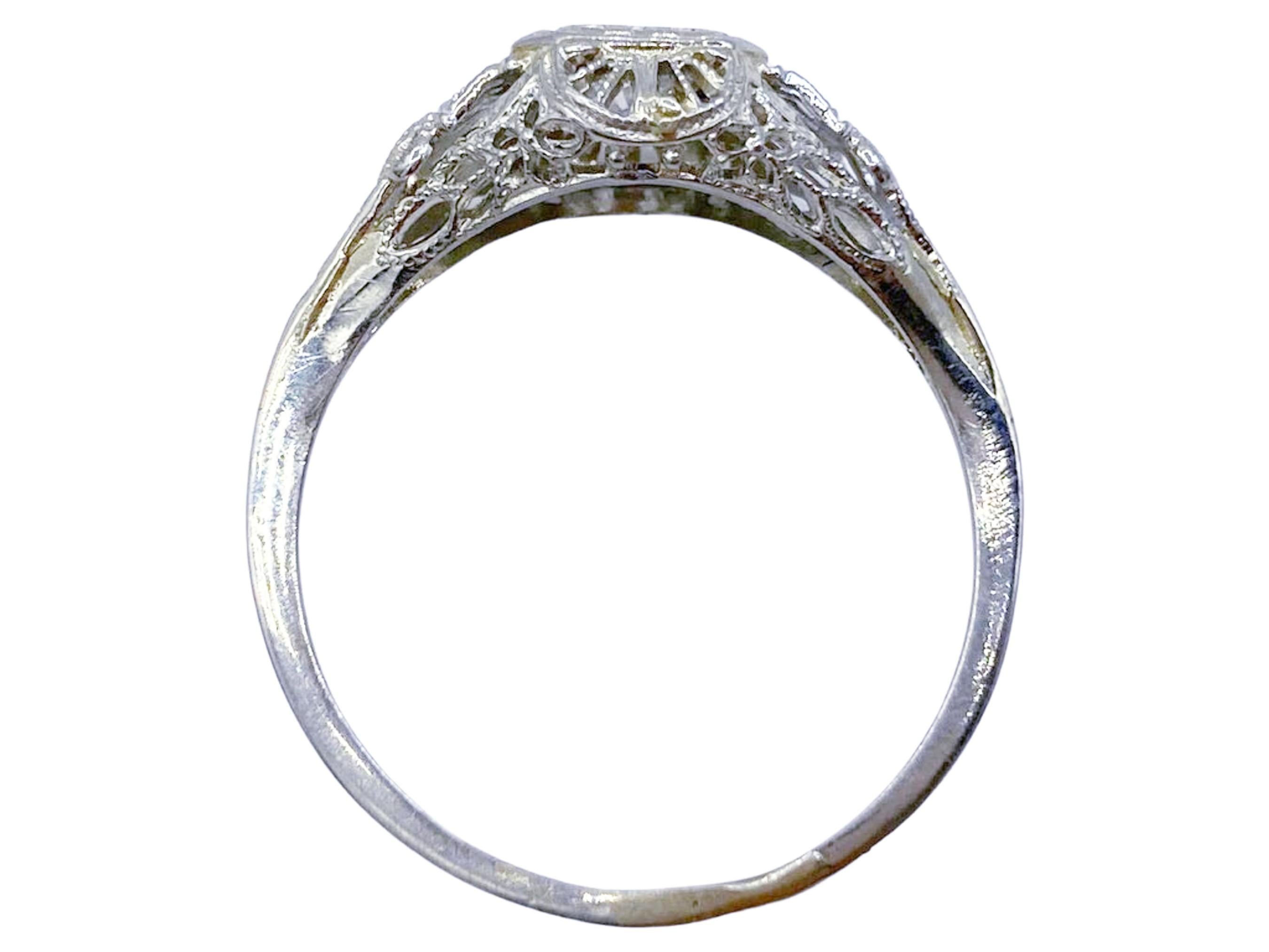 Old European Cut Antique Art Deco Diamond 18k White Gold Filigree Engagement Ring, circa 1920s For Sale