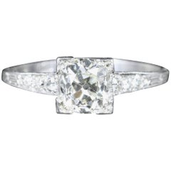 Antique Art Deco Diamond Engagement Ring Solitaire, circa 1920