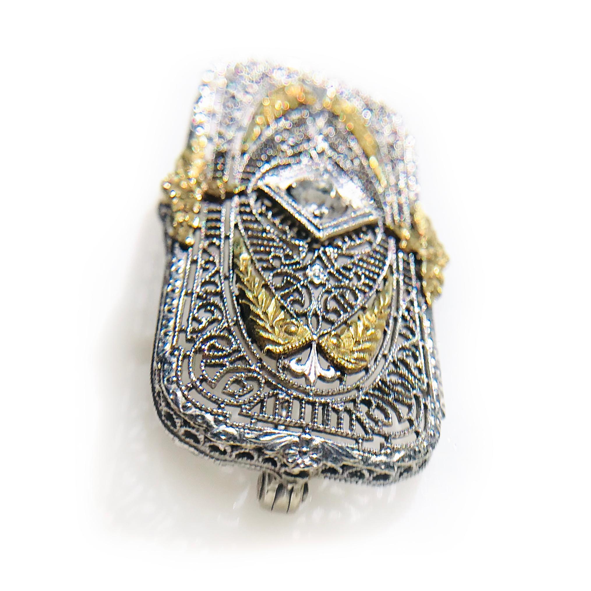 Round Cut Art Deco Diamond Filigree Platinum 14k Gold Brooch, 0.15 Carat