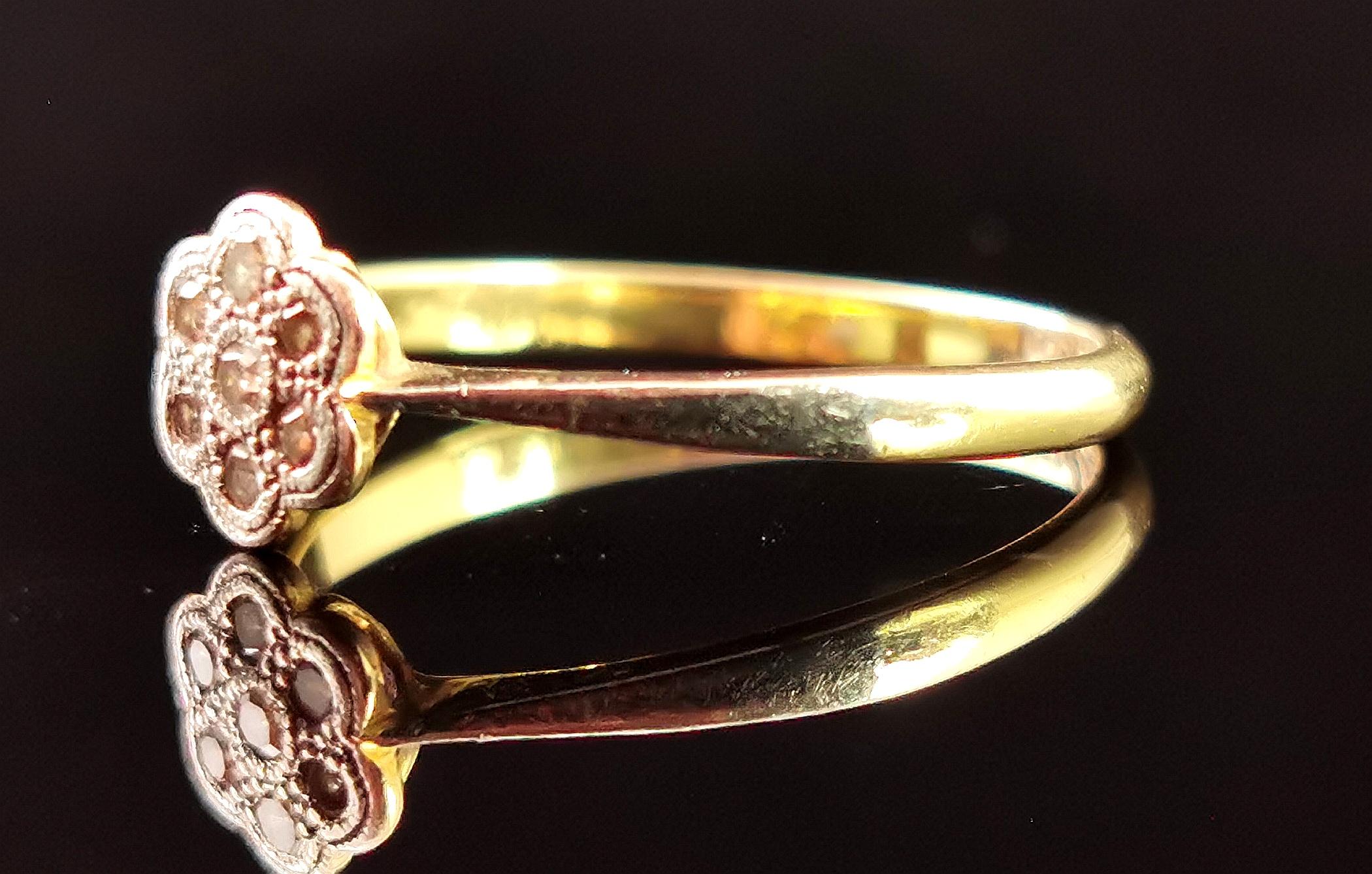 Antique Art Deco diamond flower ring, 18k gold and platinum  1