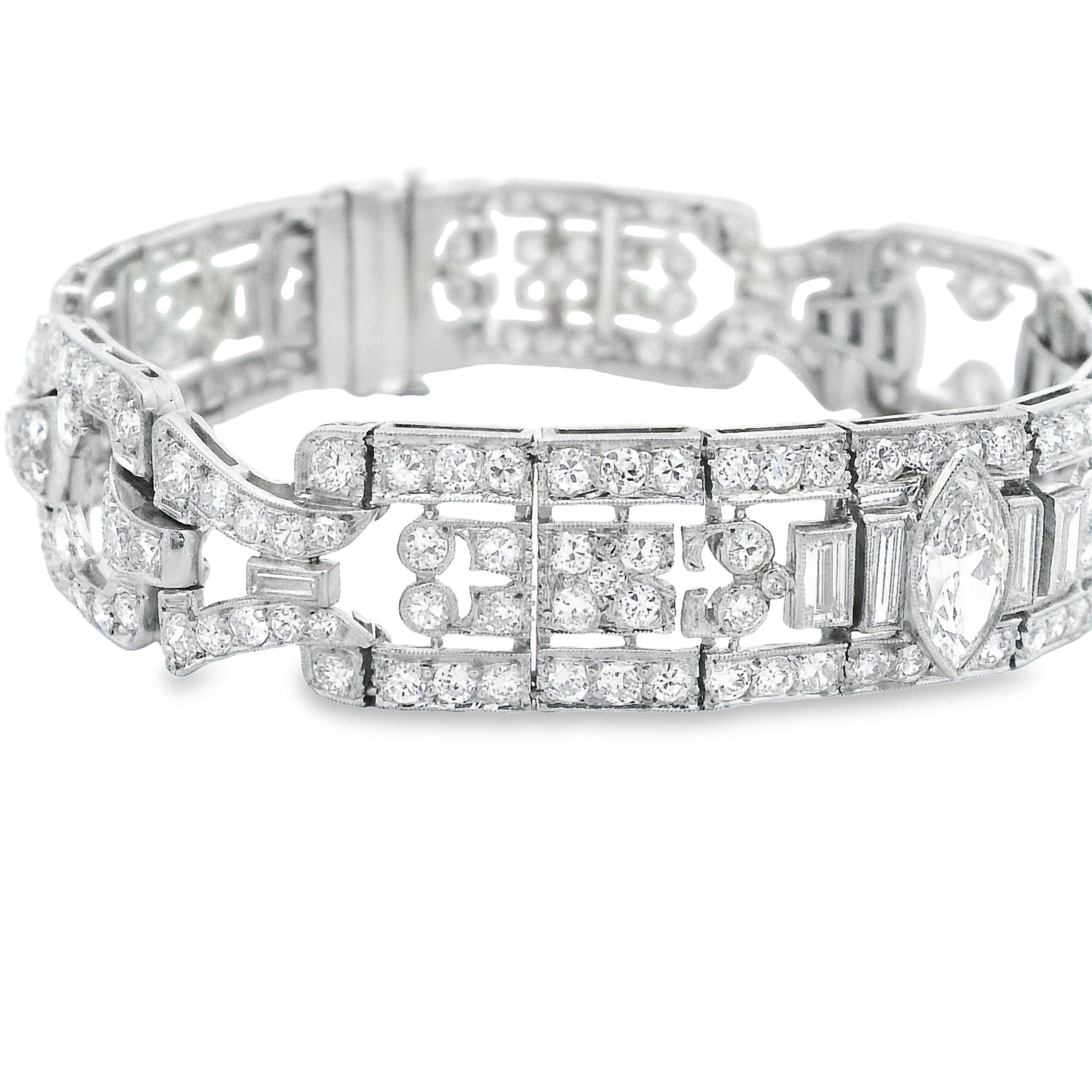 Antikes Art Deco Diamant-Platin-Armband mit Diamanten im Zustand „Hervorragend“ im Angebot in Newton, MA
