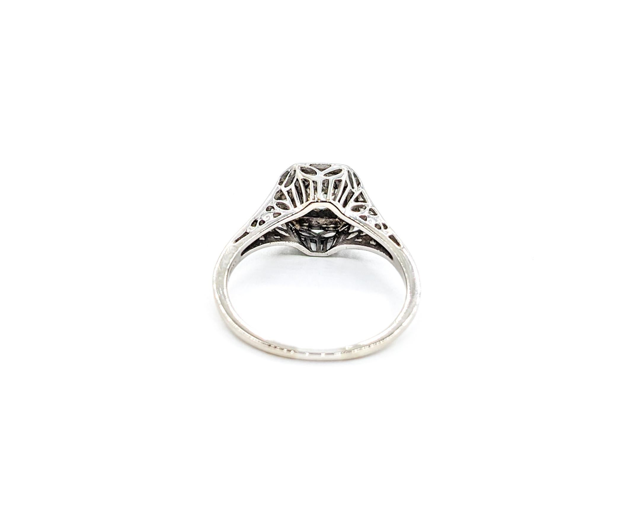 Antique Art Deco Diamond Ring In White Gold For Sale 3