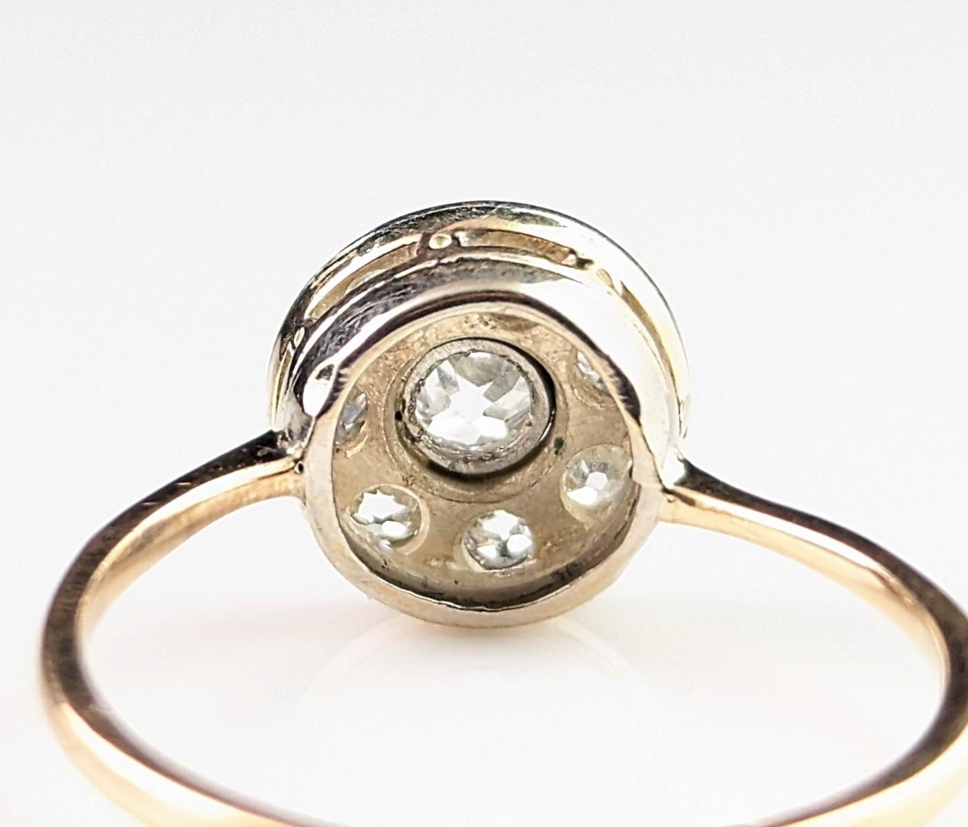 Antique Art Deco Diamond target ring, 18k gold, Engagement rings  For Sale 8