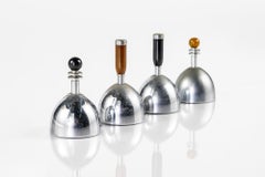 Antiguas campanas de mesa Art Decó de Ruth Gerth para Chase, set de 4