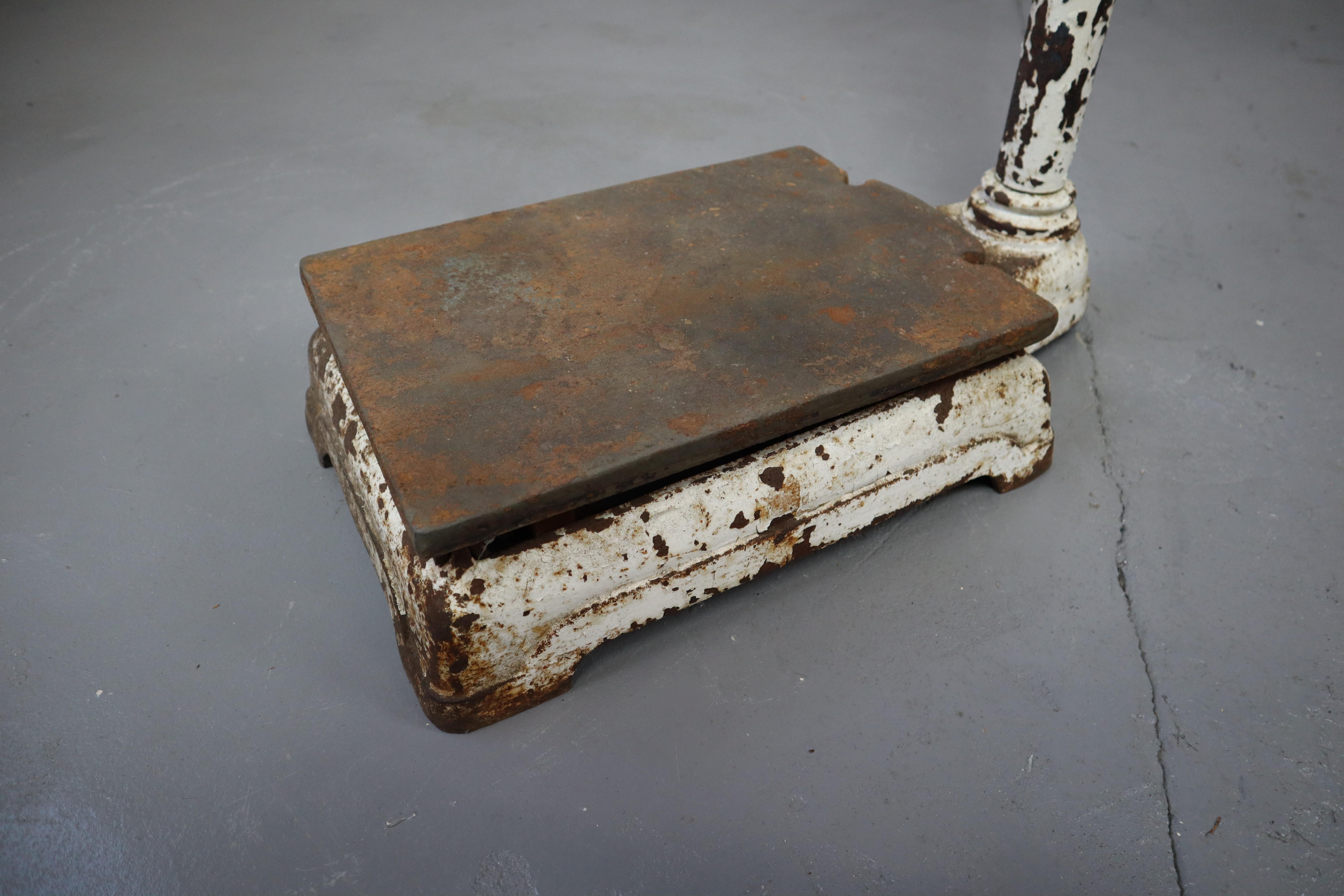 antique livestock scale