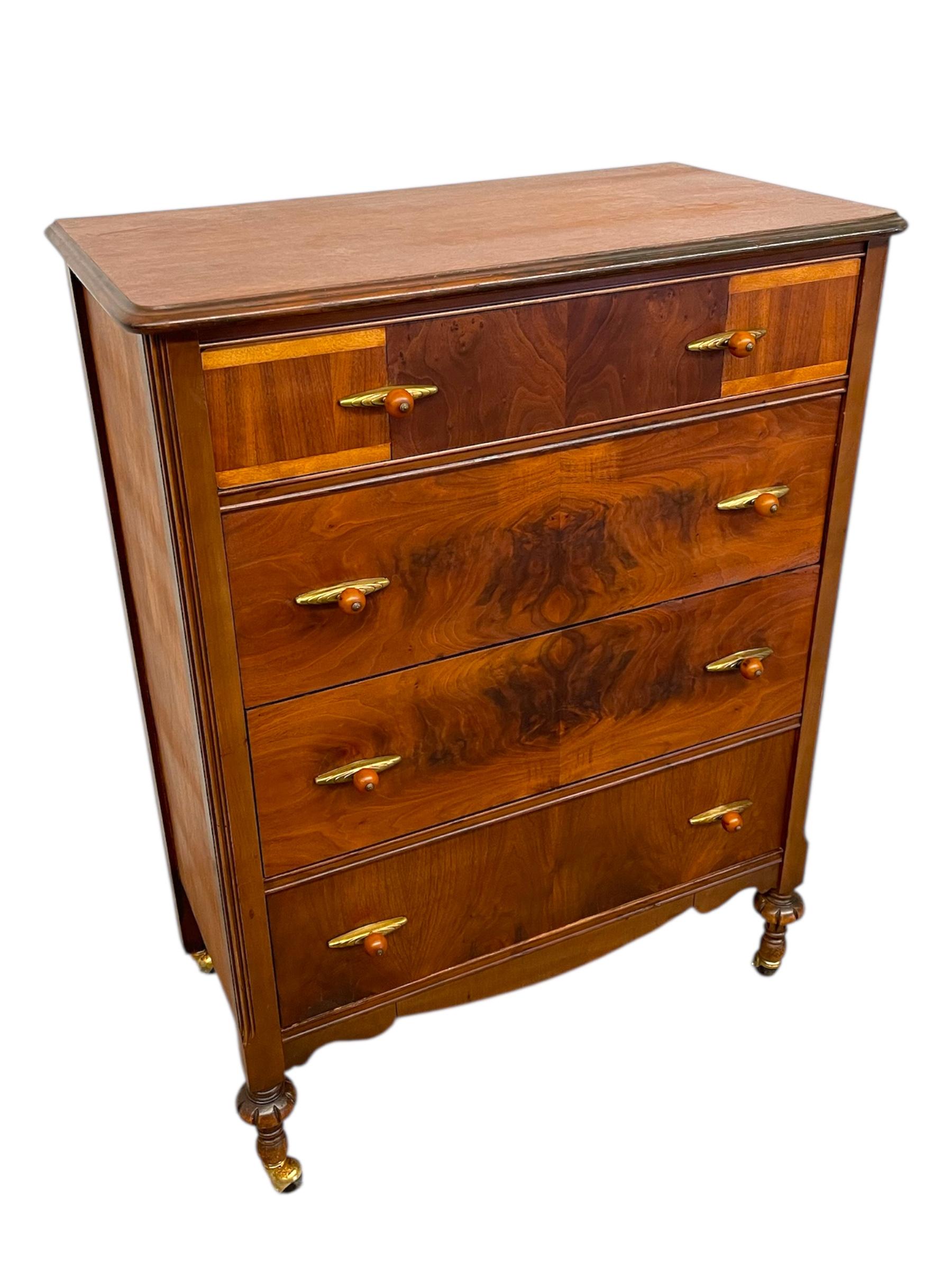 Art Déco Antico comò Art Deco con maniglie in bachelite e ottone in vendita