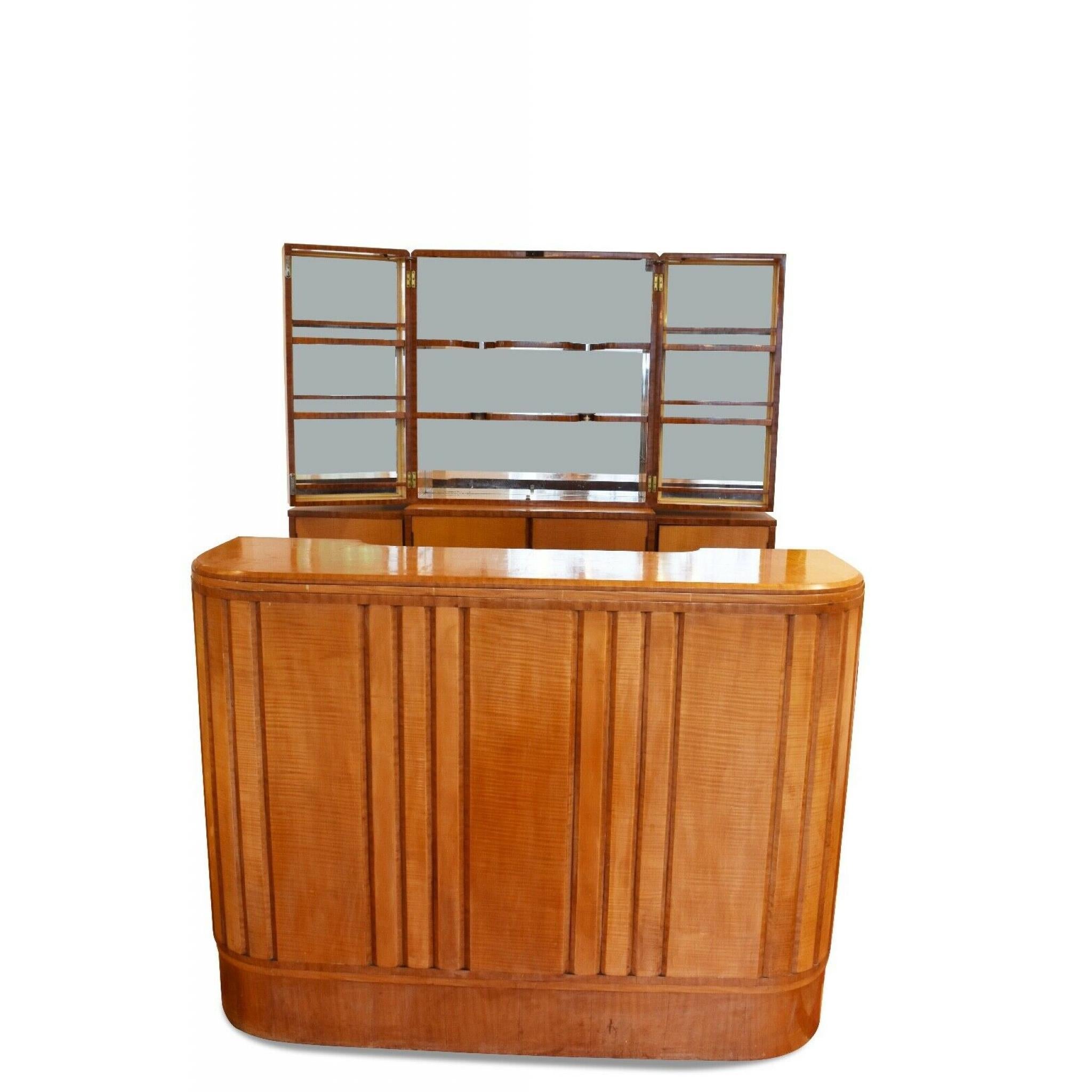 Antique Art Deco Drinks Bar / Cabinet, Maple Wood, 1920s 3