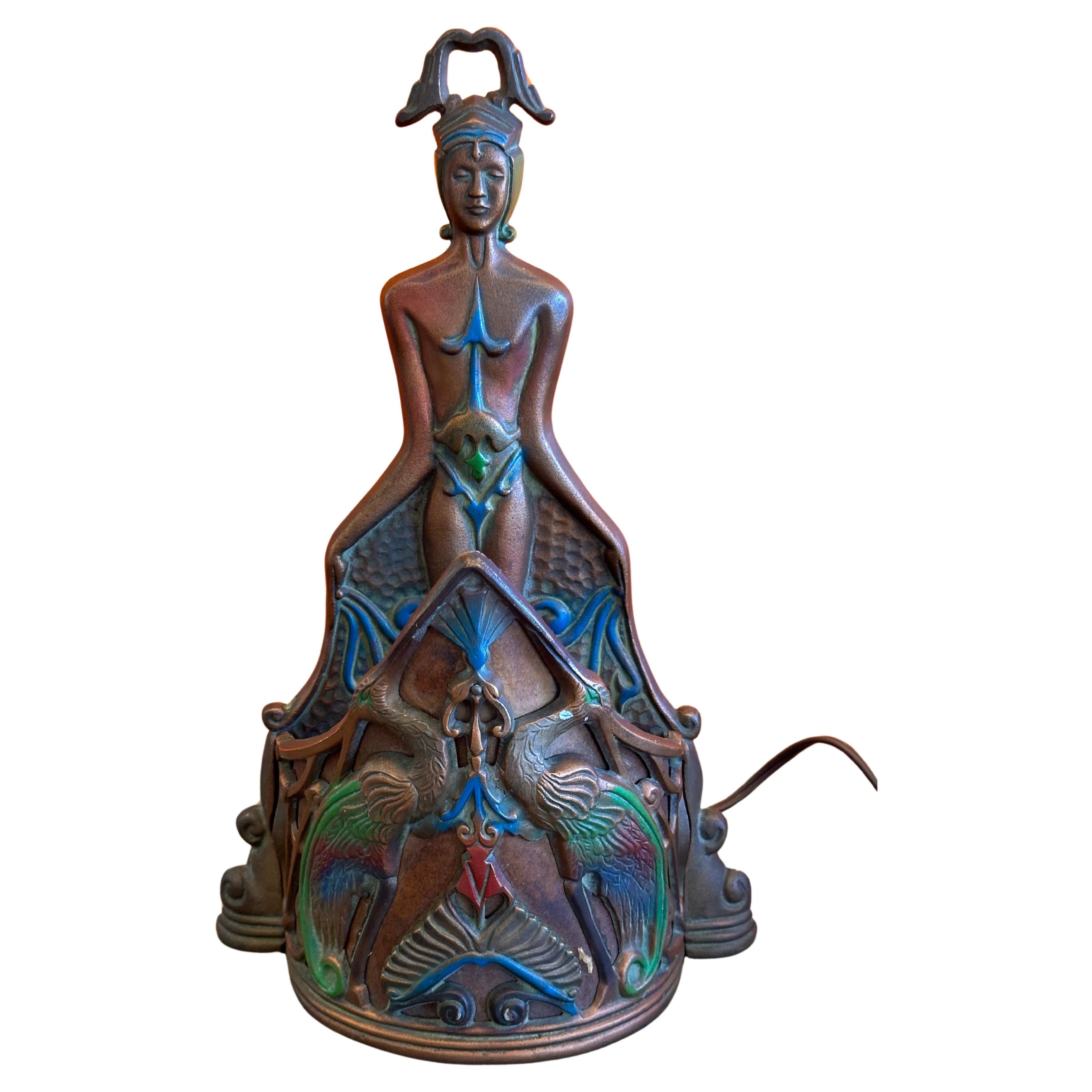 Antike Art-Déco-Tischlampe aus Bronze im ägyptischen Revival-Stil von Reiser Lamp Co. im Angebot