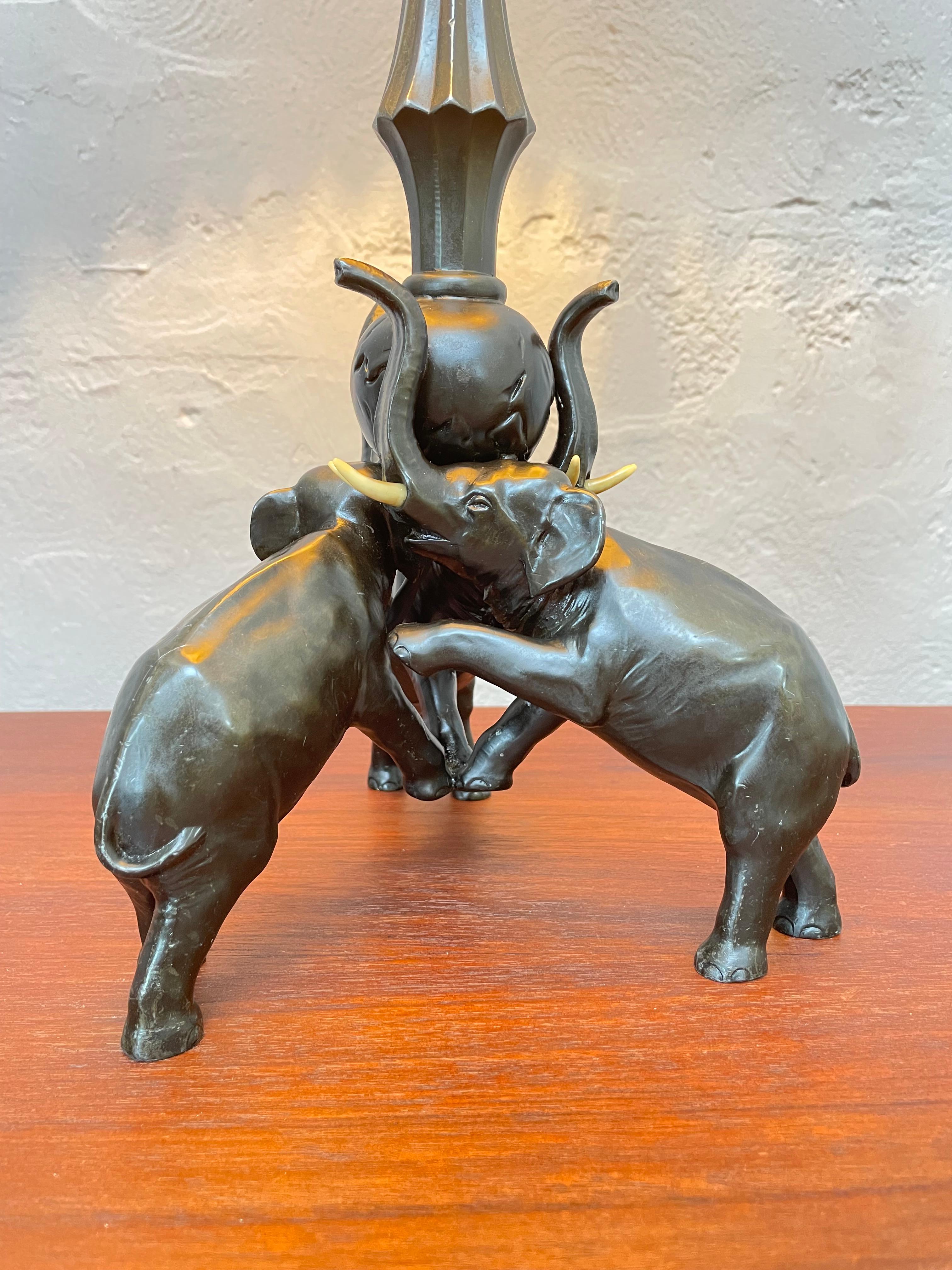 Antique Art Deco Elephant Table lamp By Voss Of Frederick’s Denmark  For Sale 3