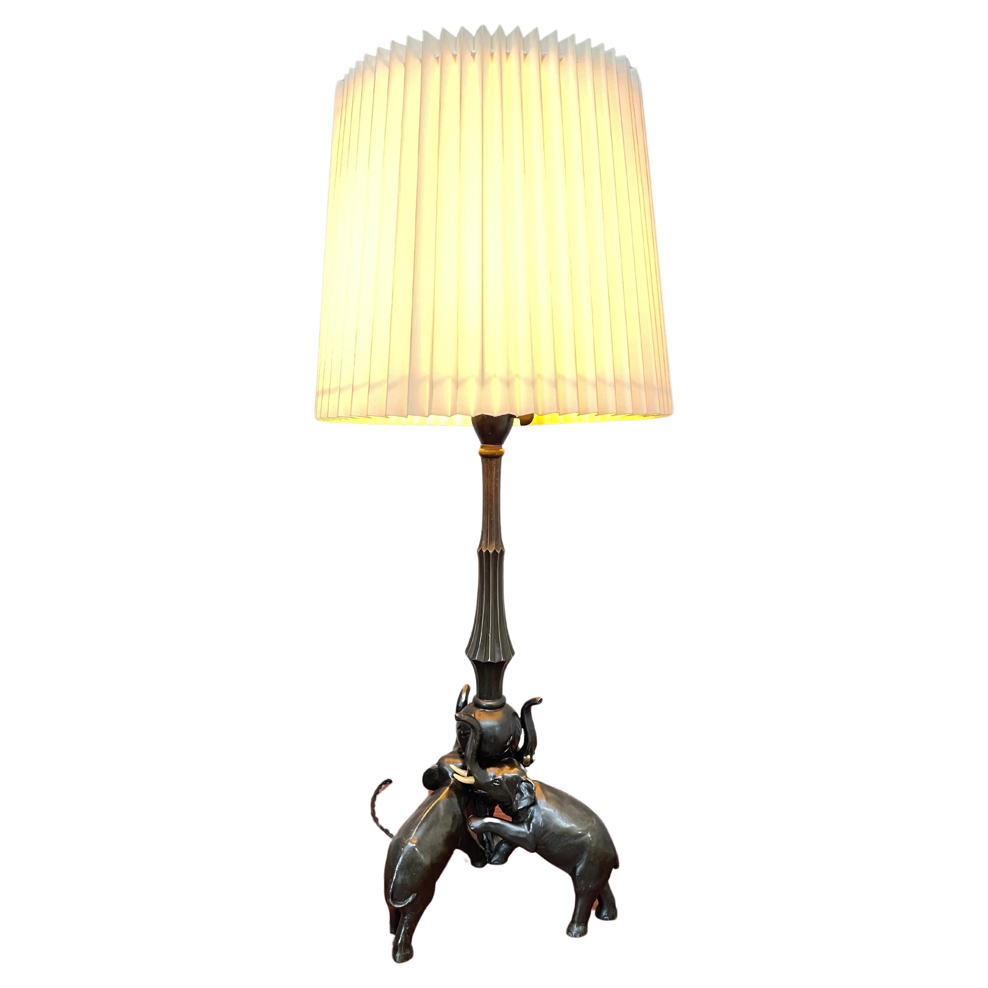 Antike Art Deco Elefant Tischlampe von Voss of Frederick's Dänemark