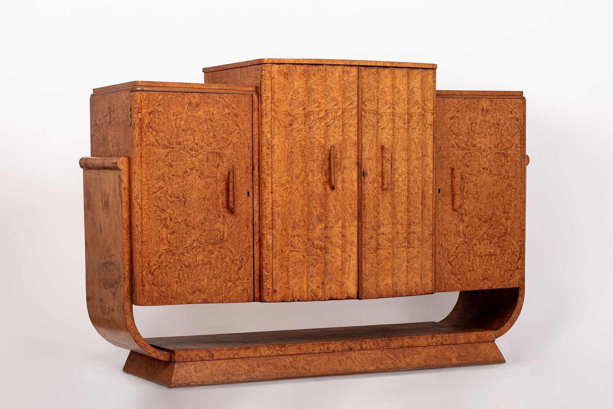 Antiguo mueble bar o aparador Art Decó de madera de olmo Años 30 Británico
