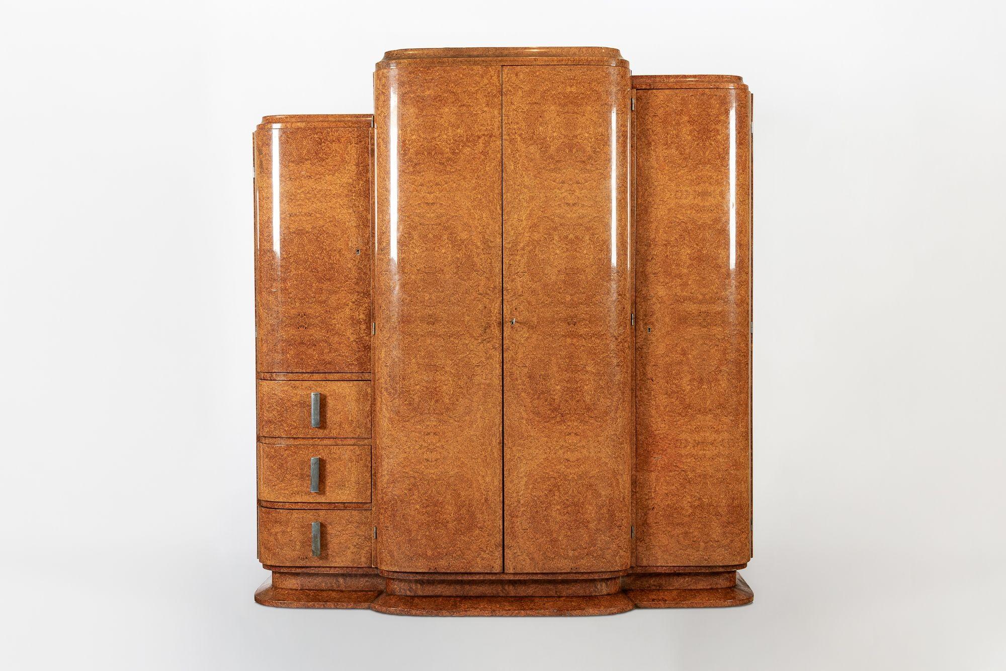 Antique Art Deco Elm Wood Mirror Armoire Cabinet, 1940s en vente 5