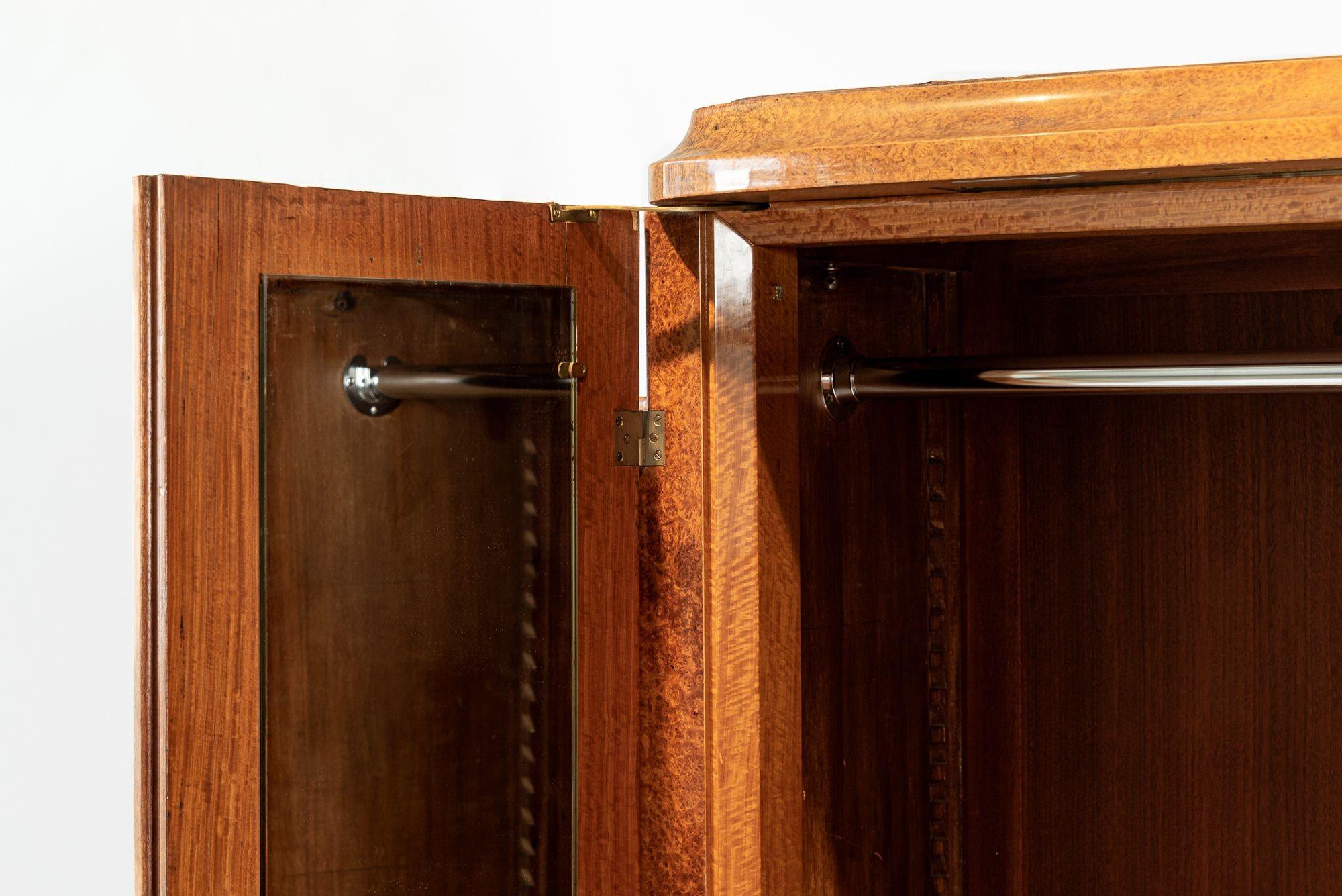 Antique Art Deco Elm Wood Mirror Armoire Cabinet, 1940s en vente 8