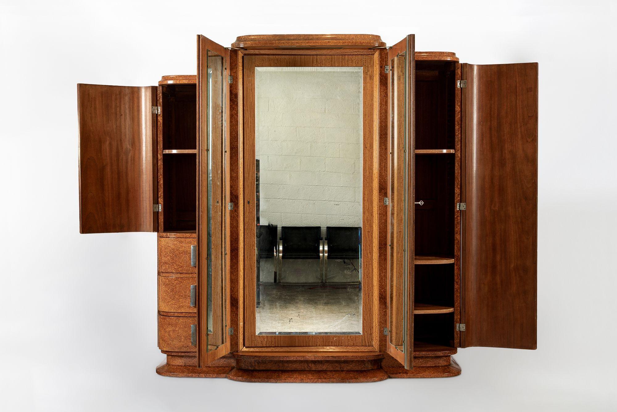 Français Antique Art Deco Elm Wood Mirror Armoire Cabinet, 1940s en vente