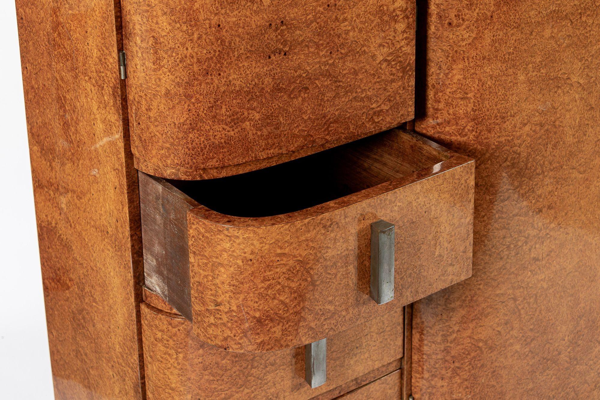 Antique Art Deco Elm Wood Mirror Armoire Cabinet, 1940s en vente 1