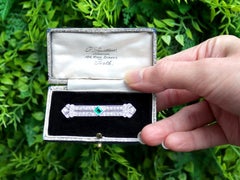 Antique Art Deco Emerald and 1.29 Carat Diamond Platinum Brooch