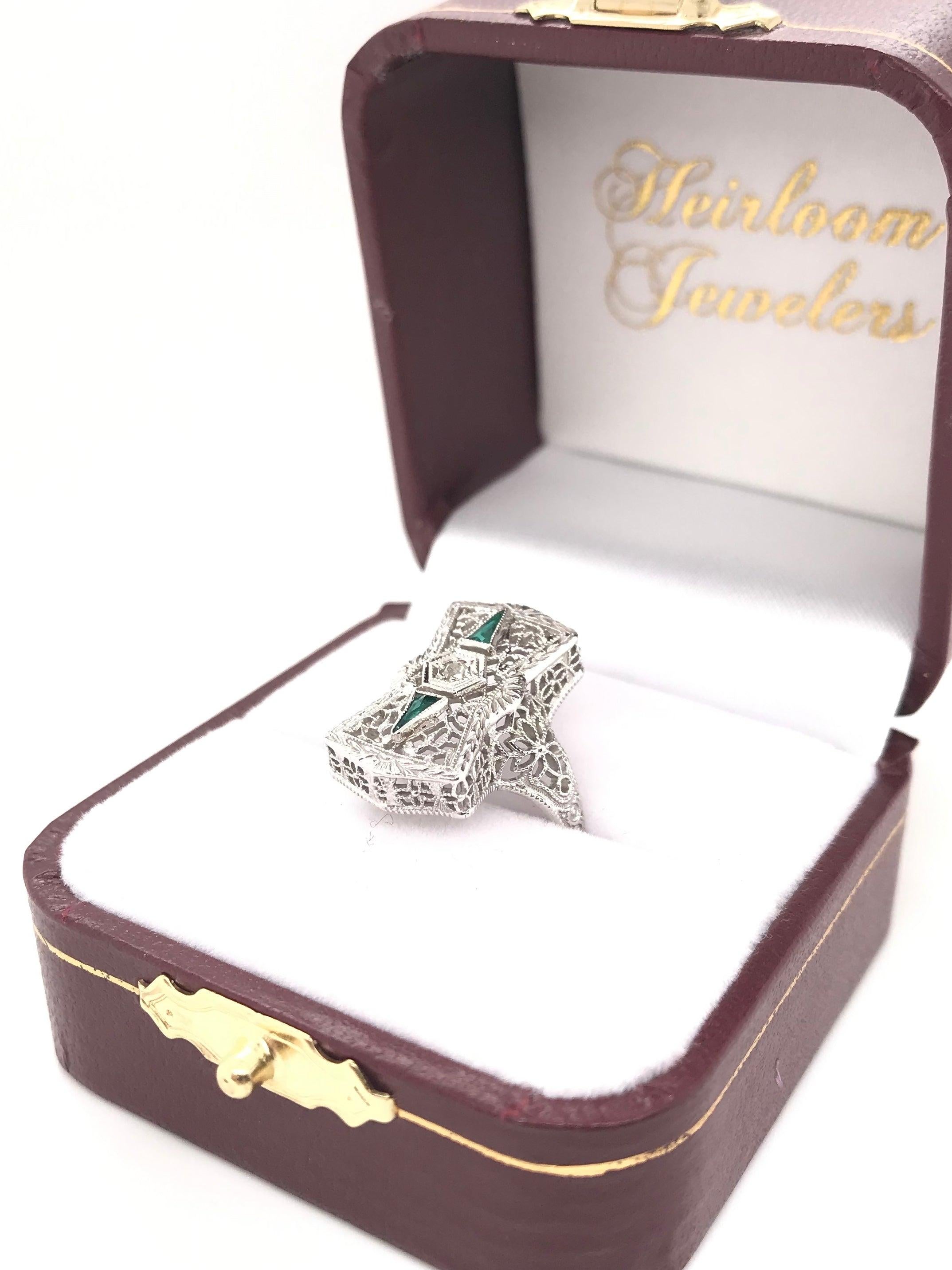 Antique Art Deco Emerald and Diamond Filigree Ring For Sale 6