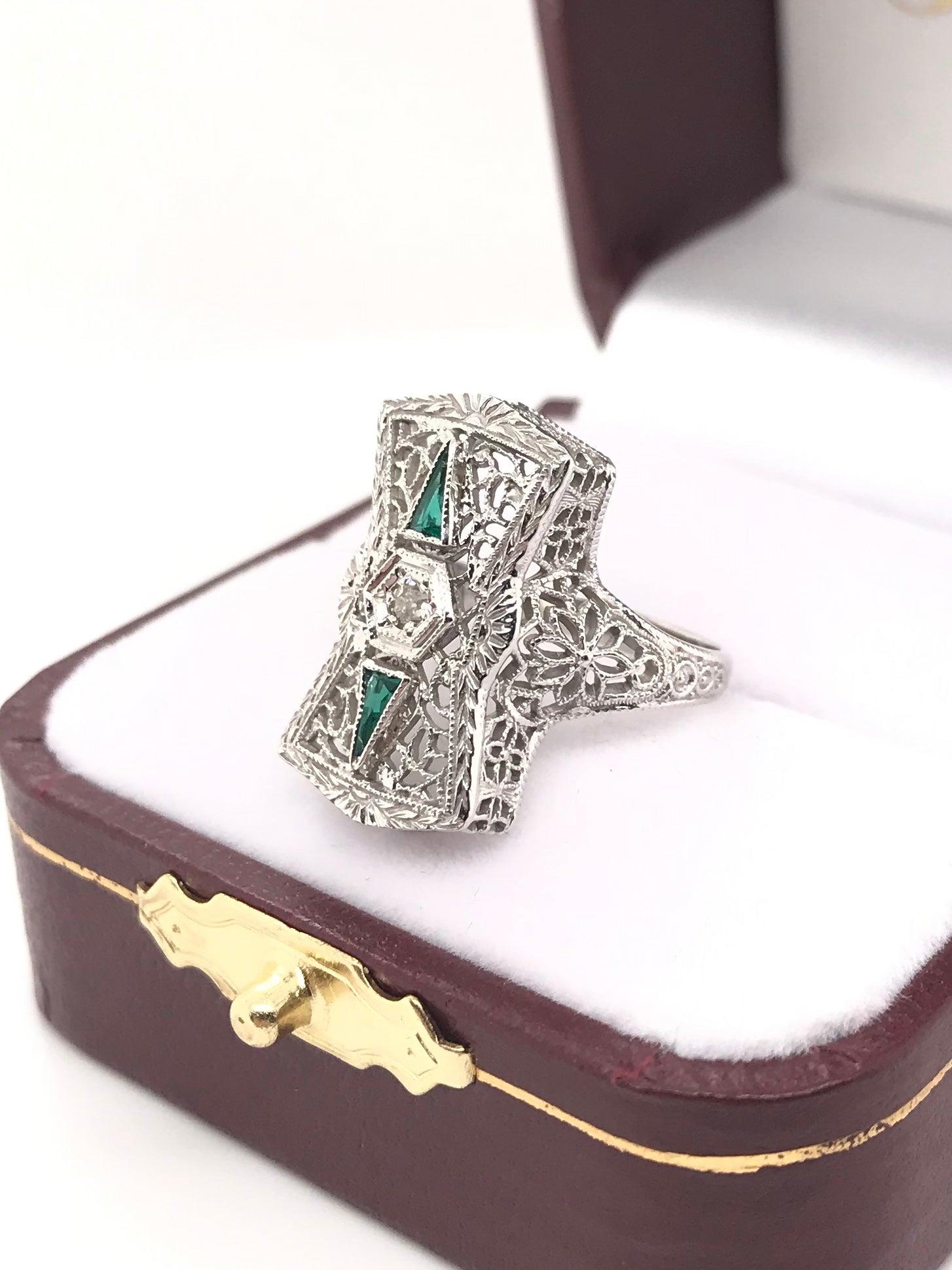 Antique Art Deco Emerald and Diamond Filigree Ring 10