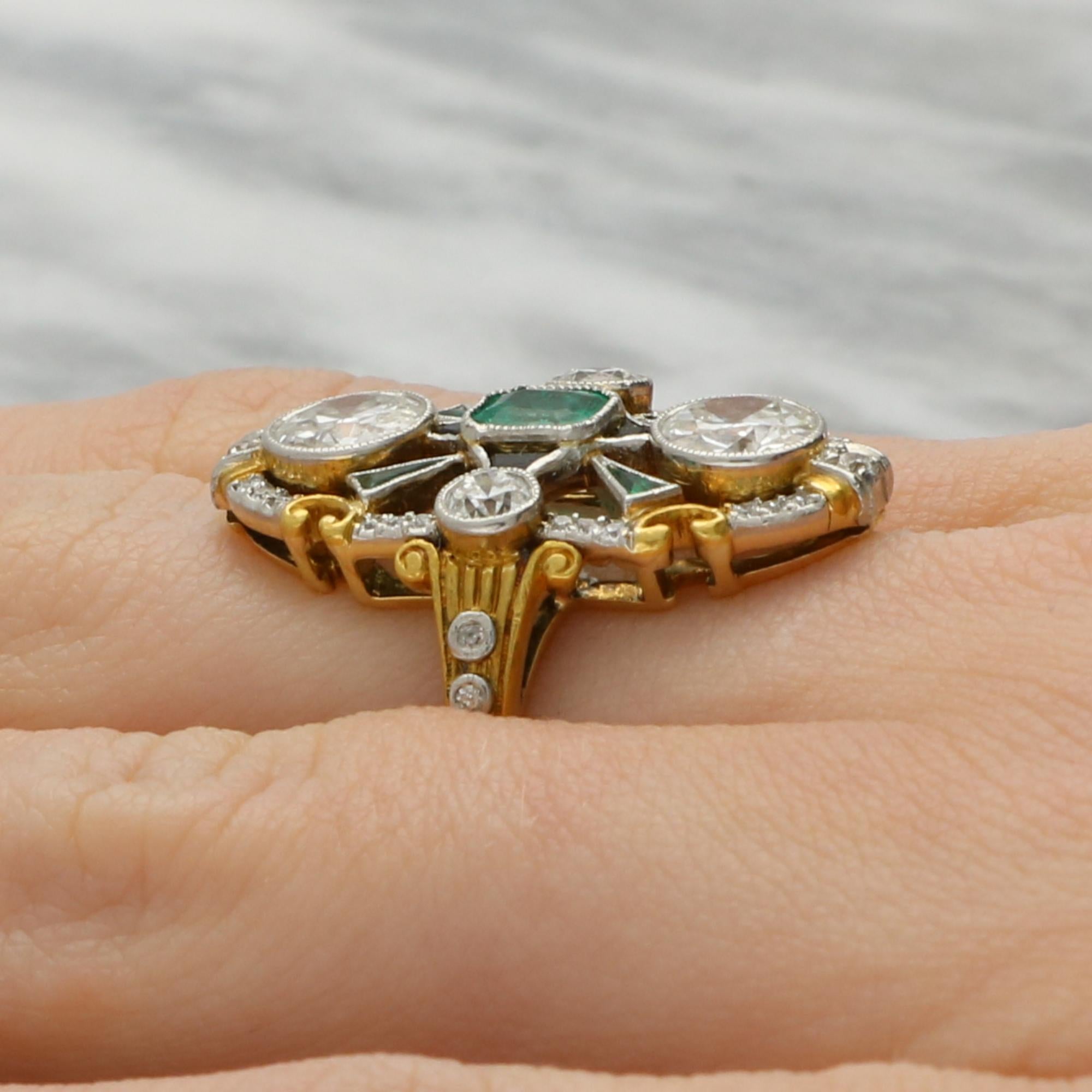 Bague Art déco ancienne en or 18 carats et platine, émeraude, onyx et diamants taille ancienne en vente 5