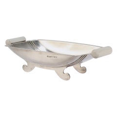 Antica ciotola con piede in argento Sterling Art Deco inglese con manici bianchi