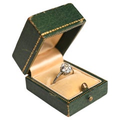 Antiker Diamantring aus Platin mit altem europäischem Diamanten aus der Art-Déco-Ära (GIA ca. 1,80 Karat)